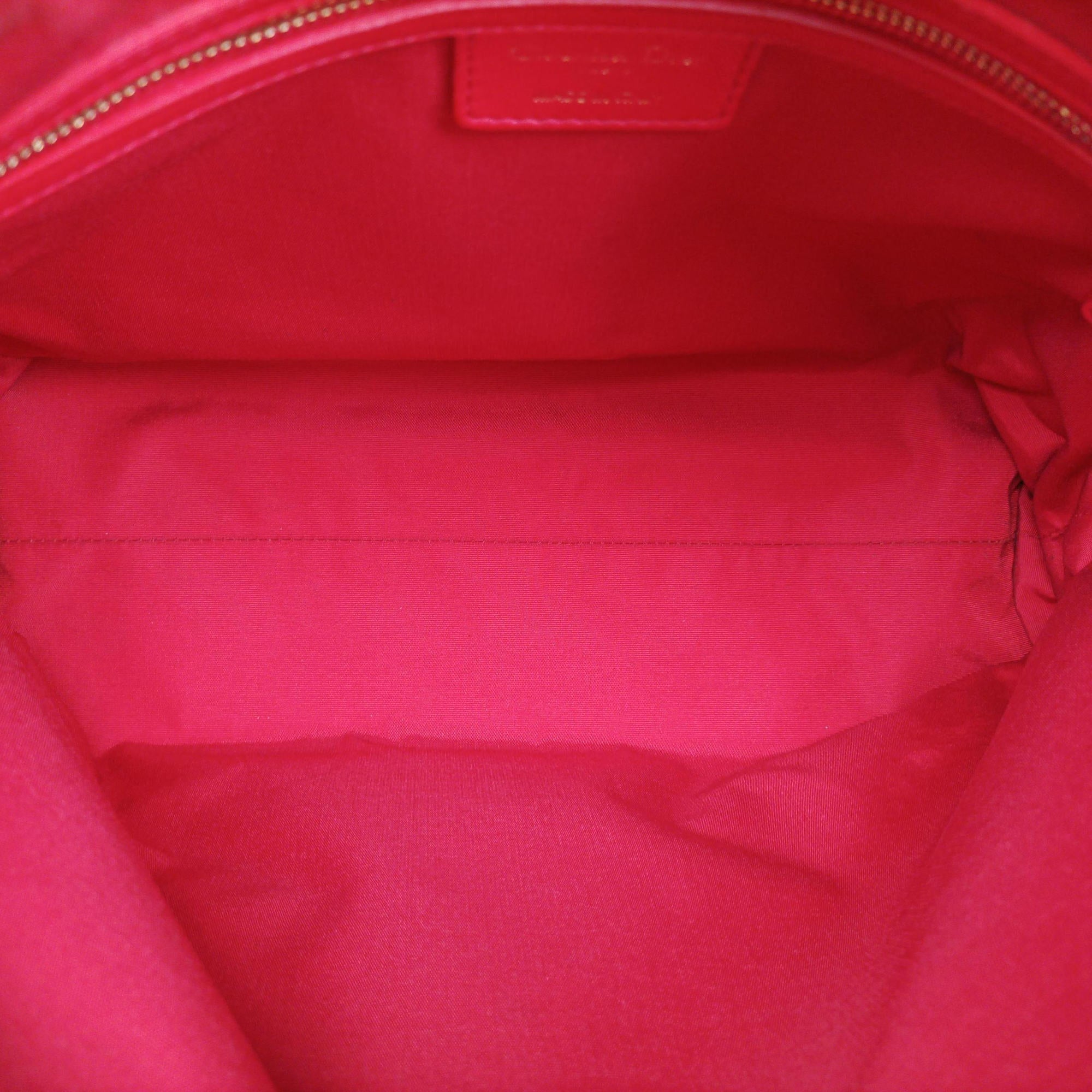 Pre-owned Christian Dior Cannage Dior Soft Shopping Red lambskin  handbag | stylenewstar