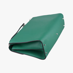 Pre-owned Gucci Interlocking G Green Leather 387604 shoulderbag | stylenewstar
