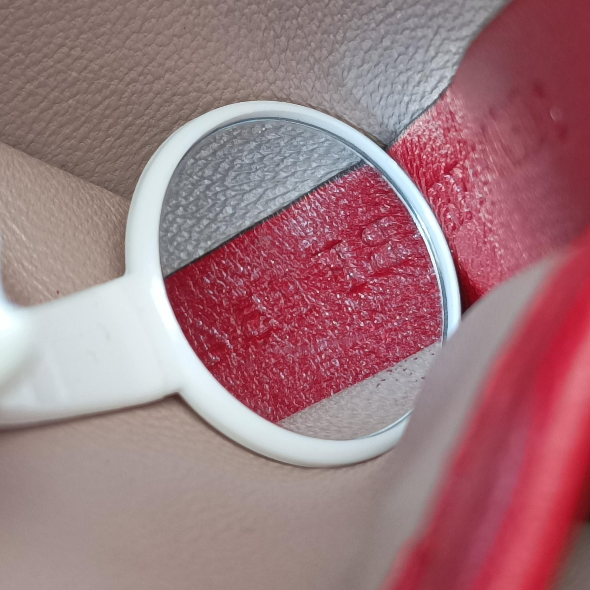 Pre-owned Valentino ROCKSTUD Red Leather  shoulderbag | stylenewstar