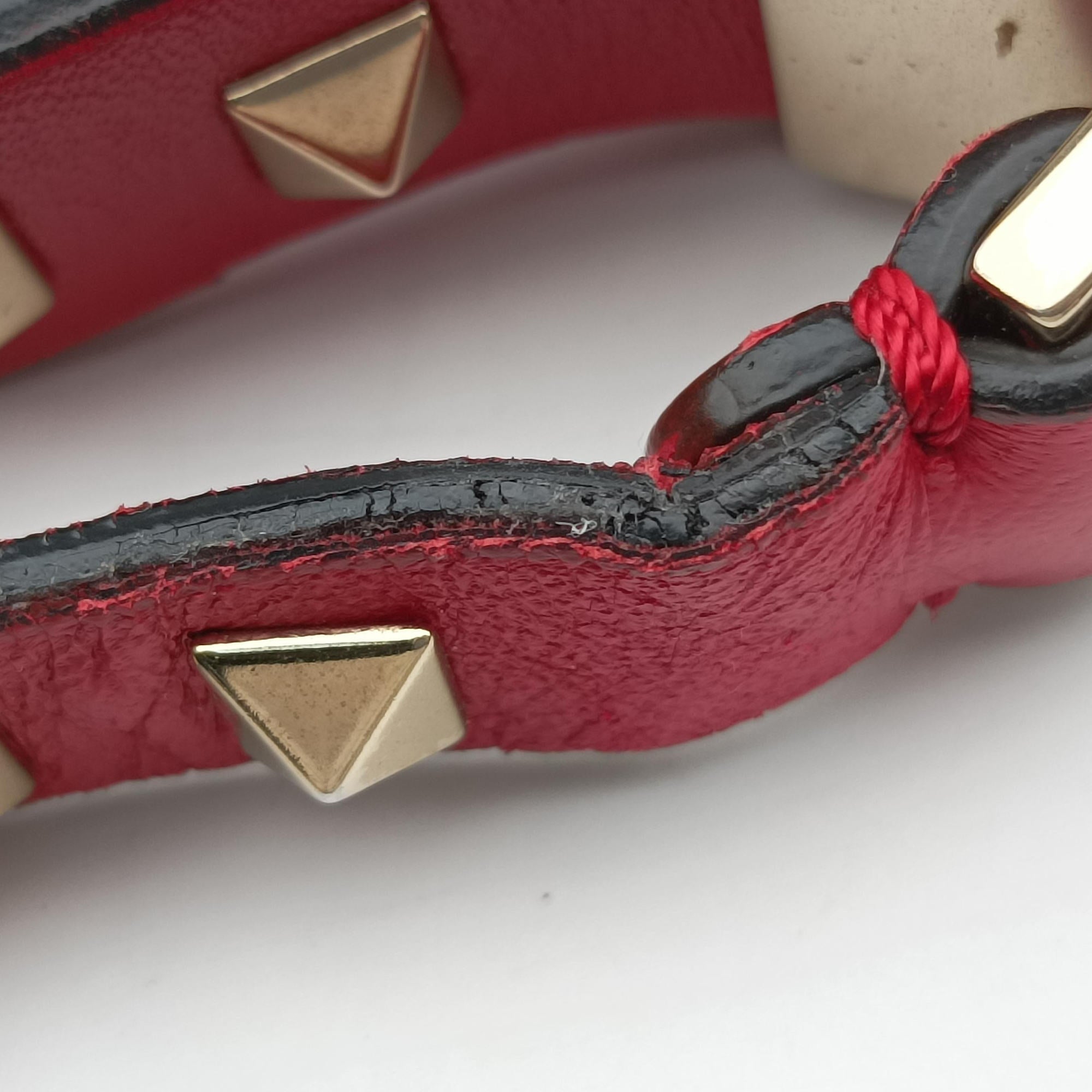 Pre-owned Valentino ROCKSTUD Red Leather  shoulderbag | stylenewstar