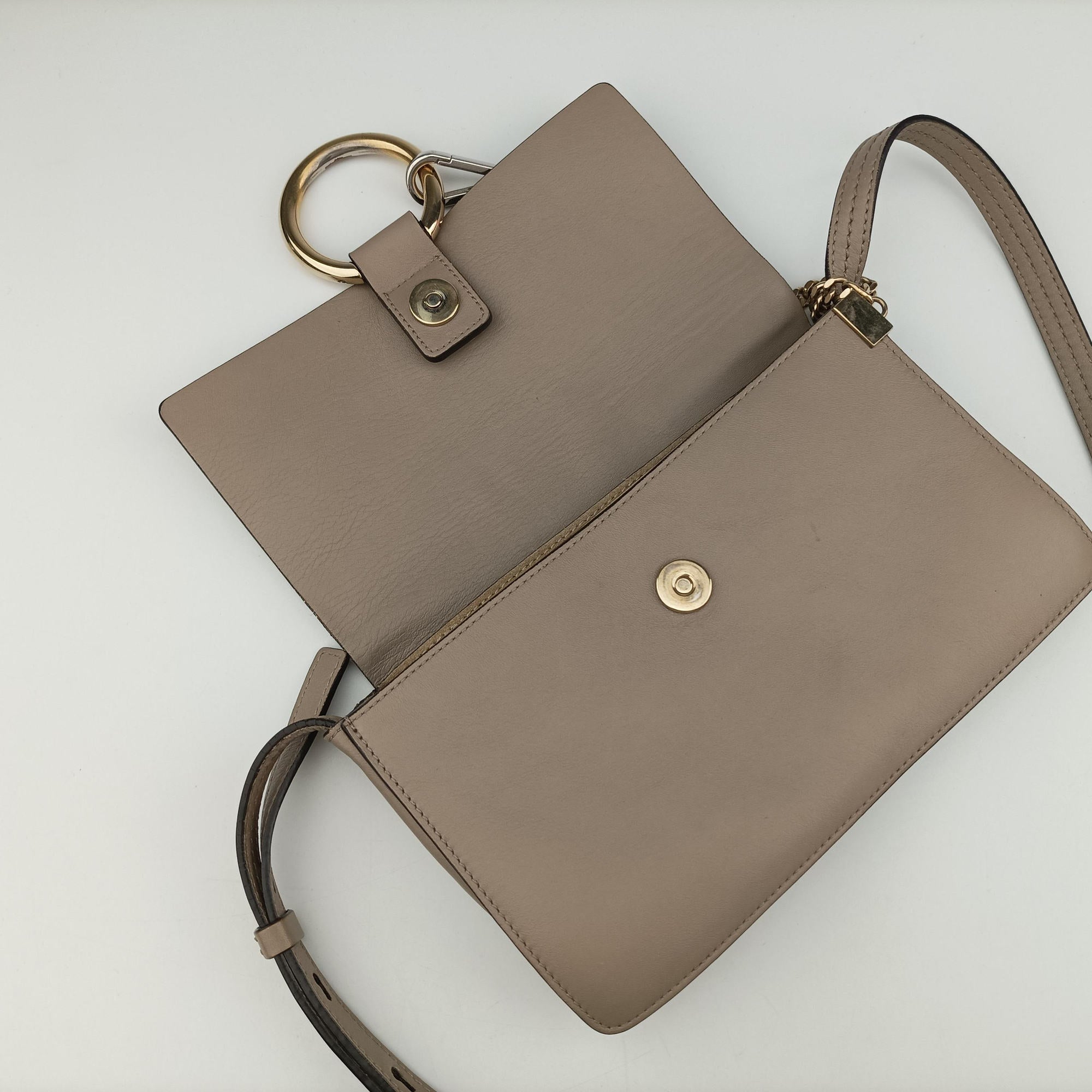 Secondhand Chloe FAYE Beige Suede × leather  shoulderbag | stylenewstar