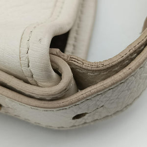 Pre-owned Yves Saint Laurent Mombasa White Leather 484514 handbag | stylenewstar
