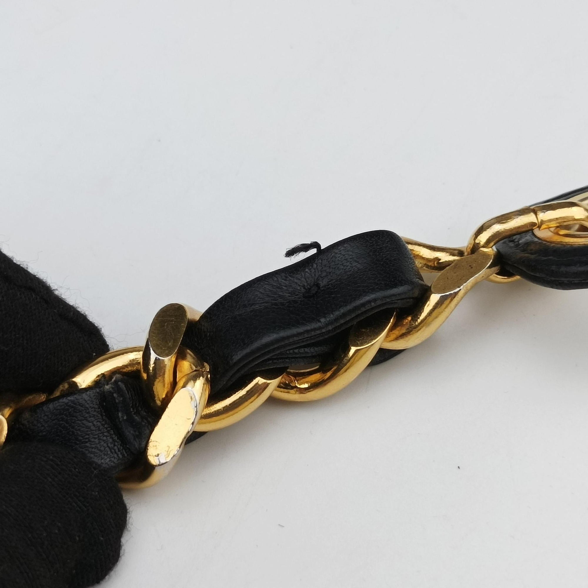 Vintage Chanel CC Logo Black Lambskin  shoulderbag | stylenewstar