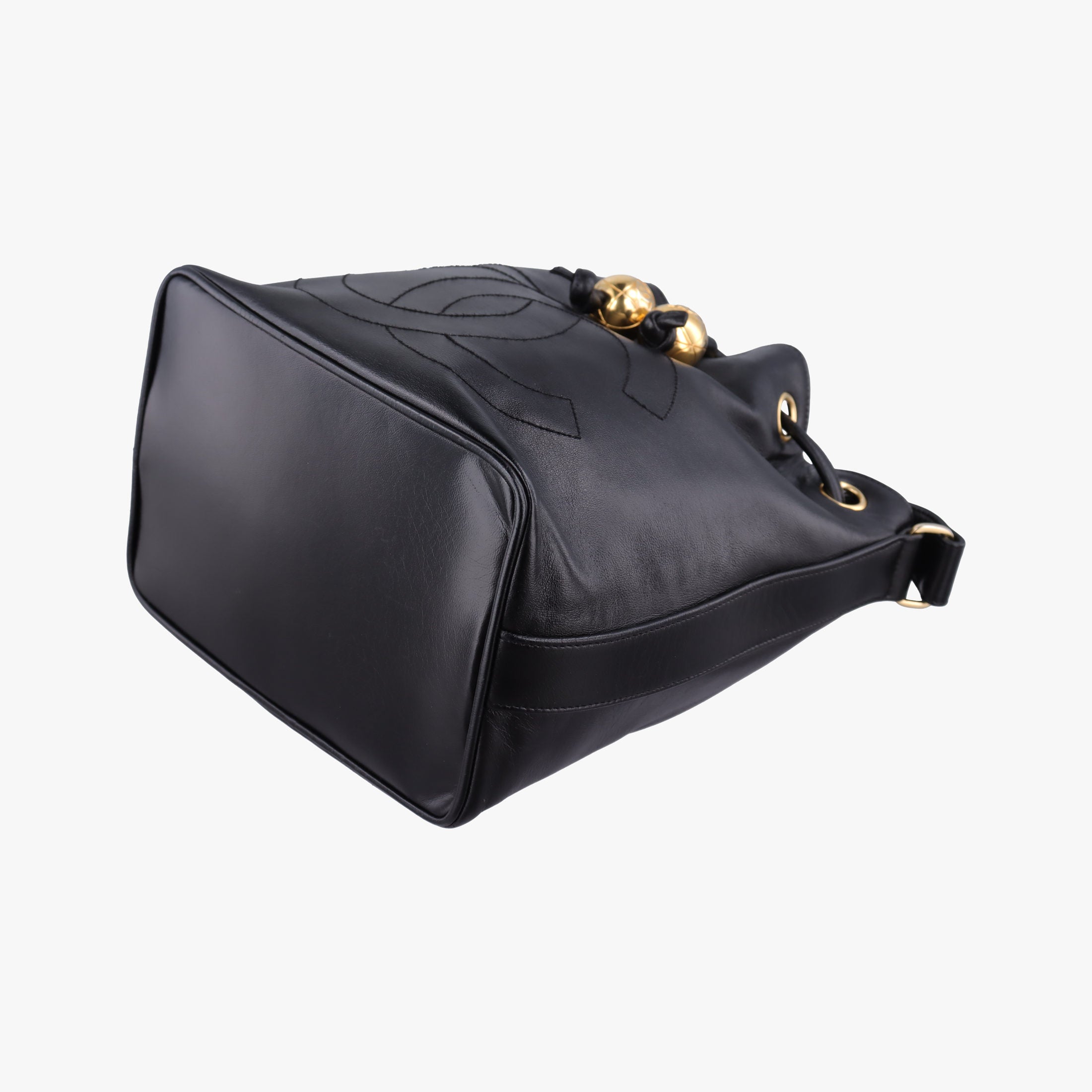 Vintage Chanel CC Logo Black Lambskin  shoulderbag | stylenewstar