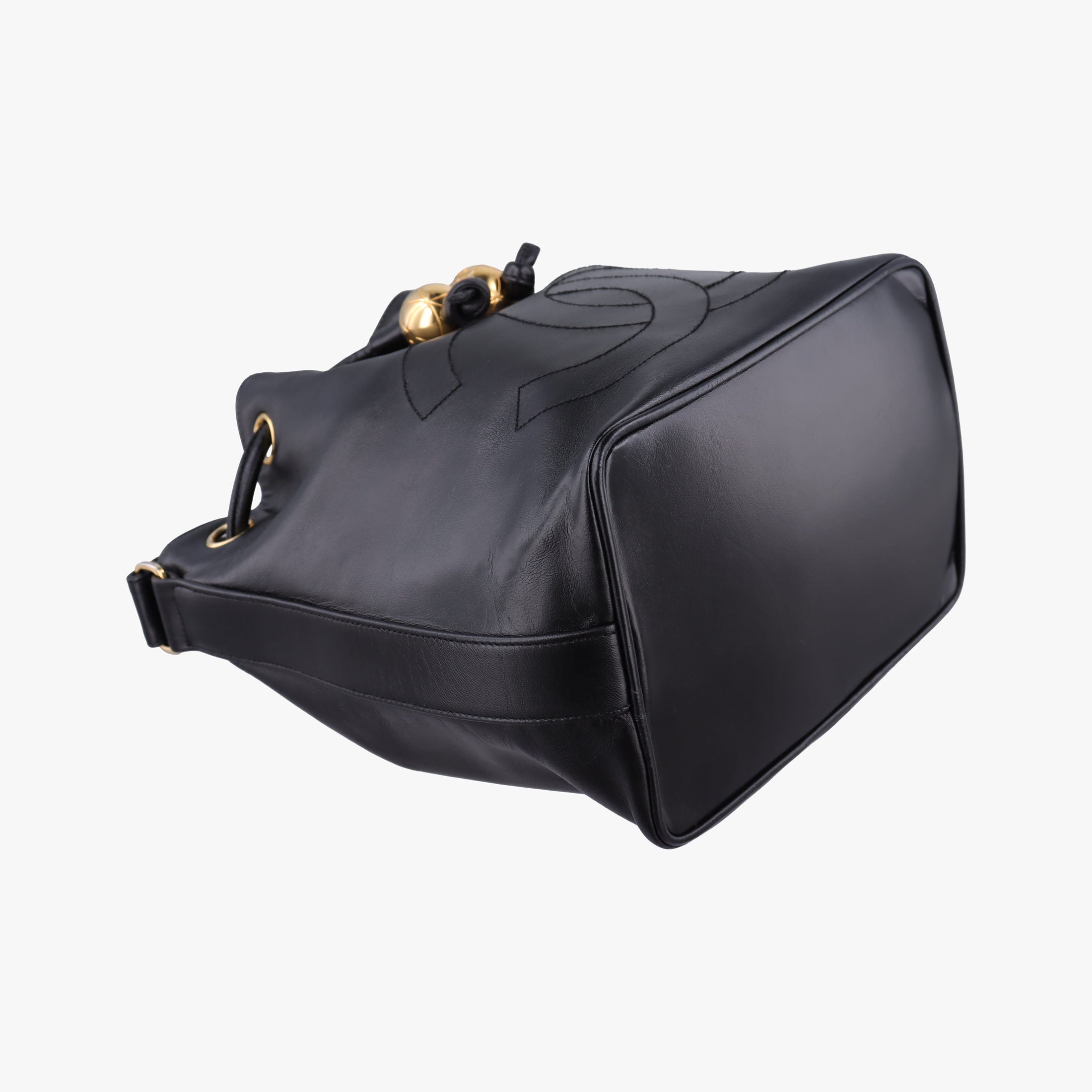 Vintage Chanel CC Logo Black Lambskin  shoulderbag | stylenewstar