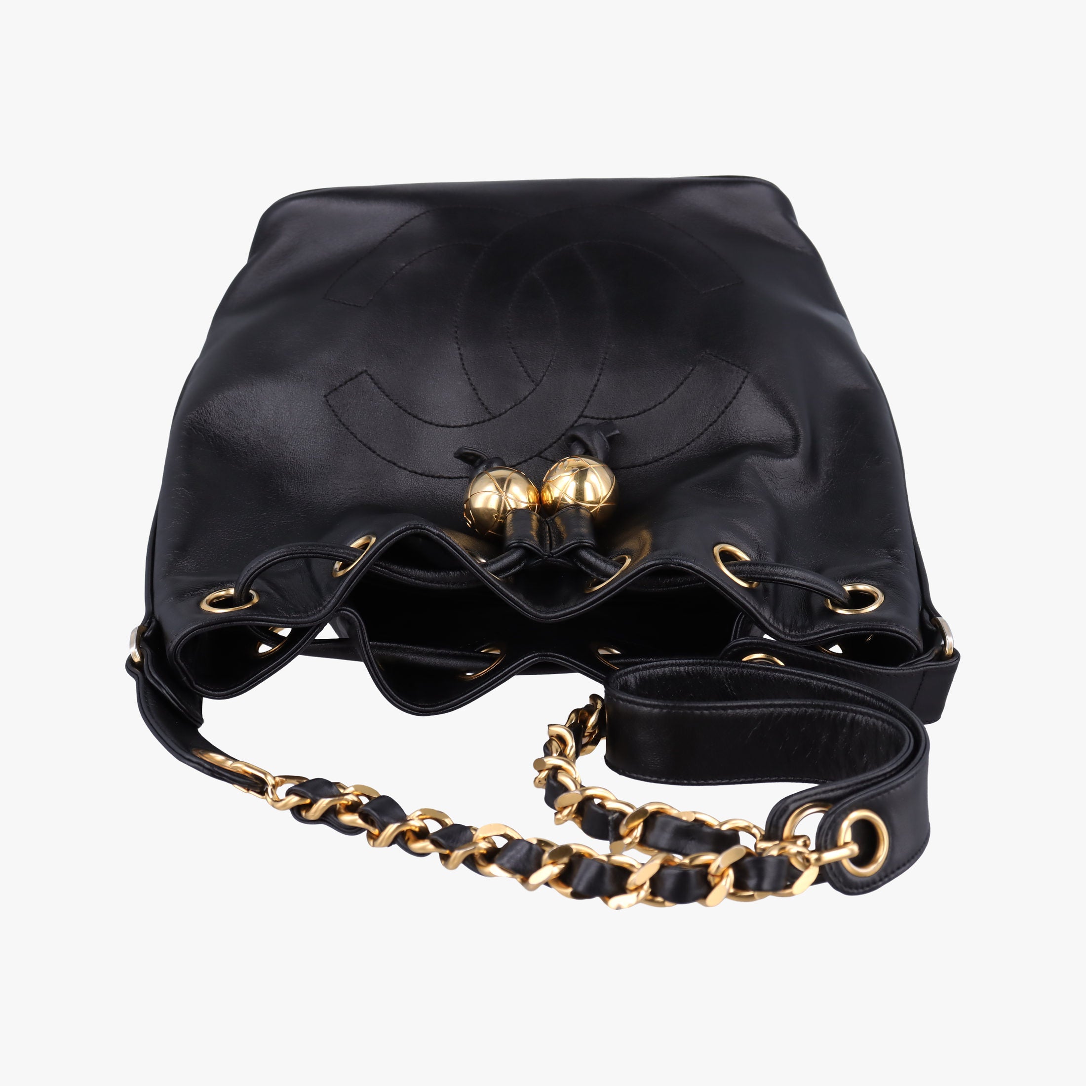 Vintage Chanel CC Logo Black Lambskin  shoulderbag | stylenewstar