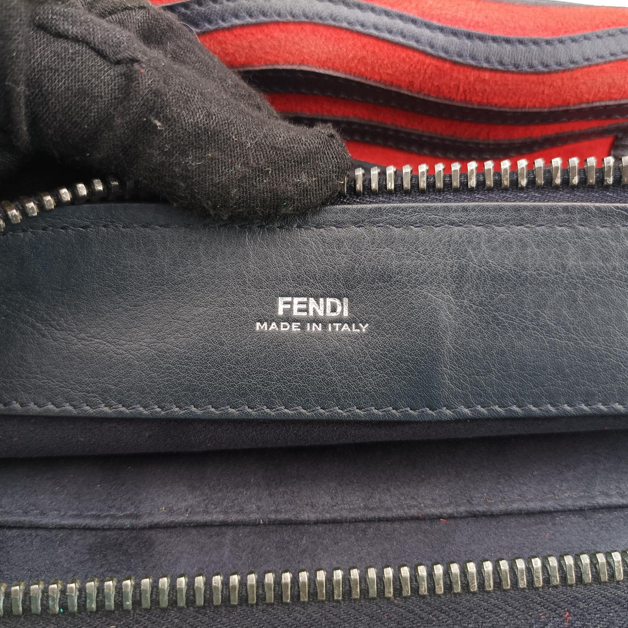 Pre-owned Fendi Dotcom Click Small Red × Black Suede × Leather 8BN299 shoulderbag | stylenewstar