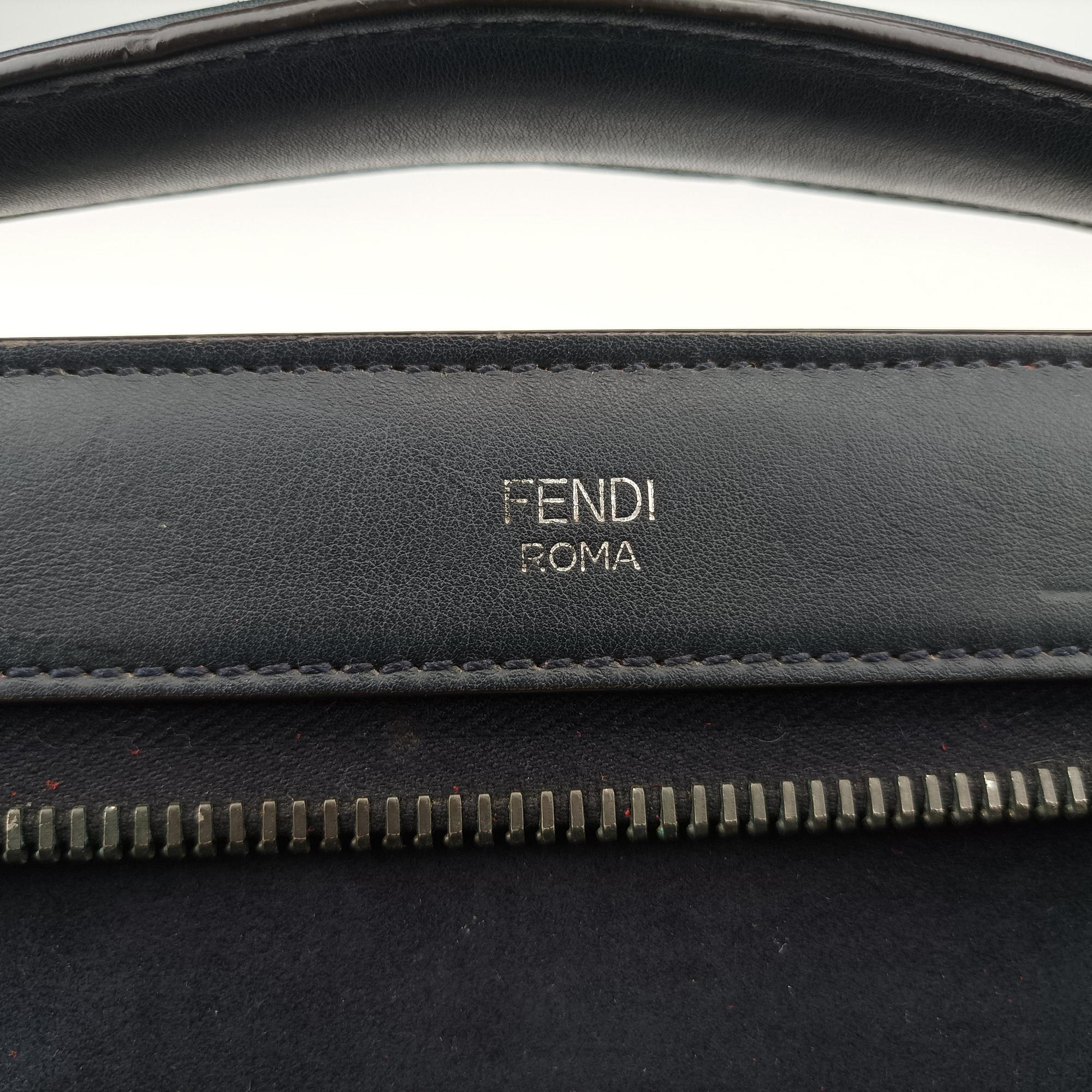 Pre-owned Fendi Dotcom Click Small Red × Black Suede × Leather 8BN299 shoulderbag | stylenewstar