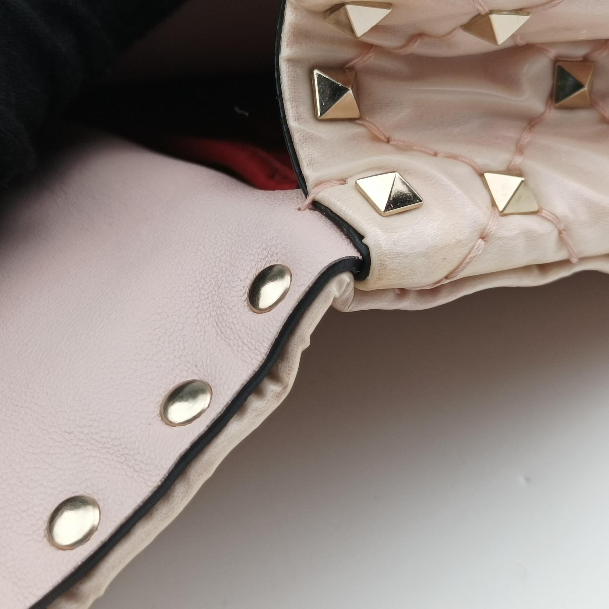 Pre-owned Valentino Rockstud spikes Pink pvc vinyl  shoulderbag | stylenewstar