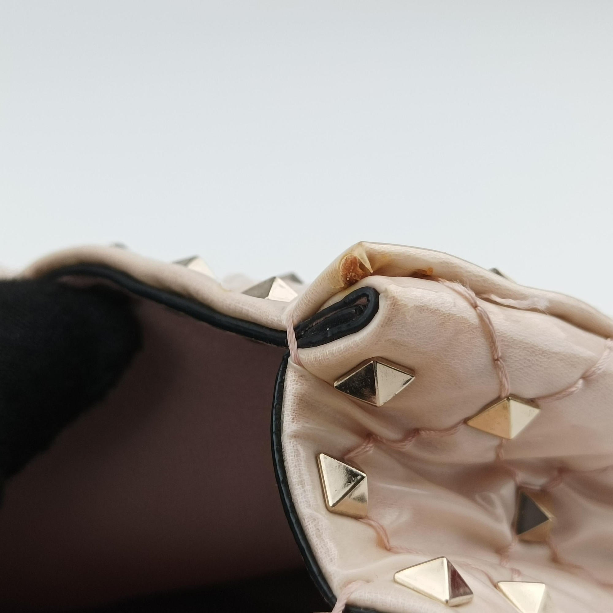 Pre-owned Valentino Rockstud spikes Pink pvc vinyl  shoulderbag | stylenewstar
