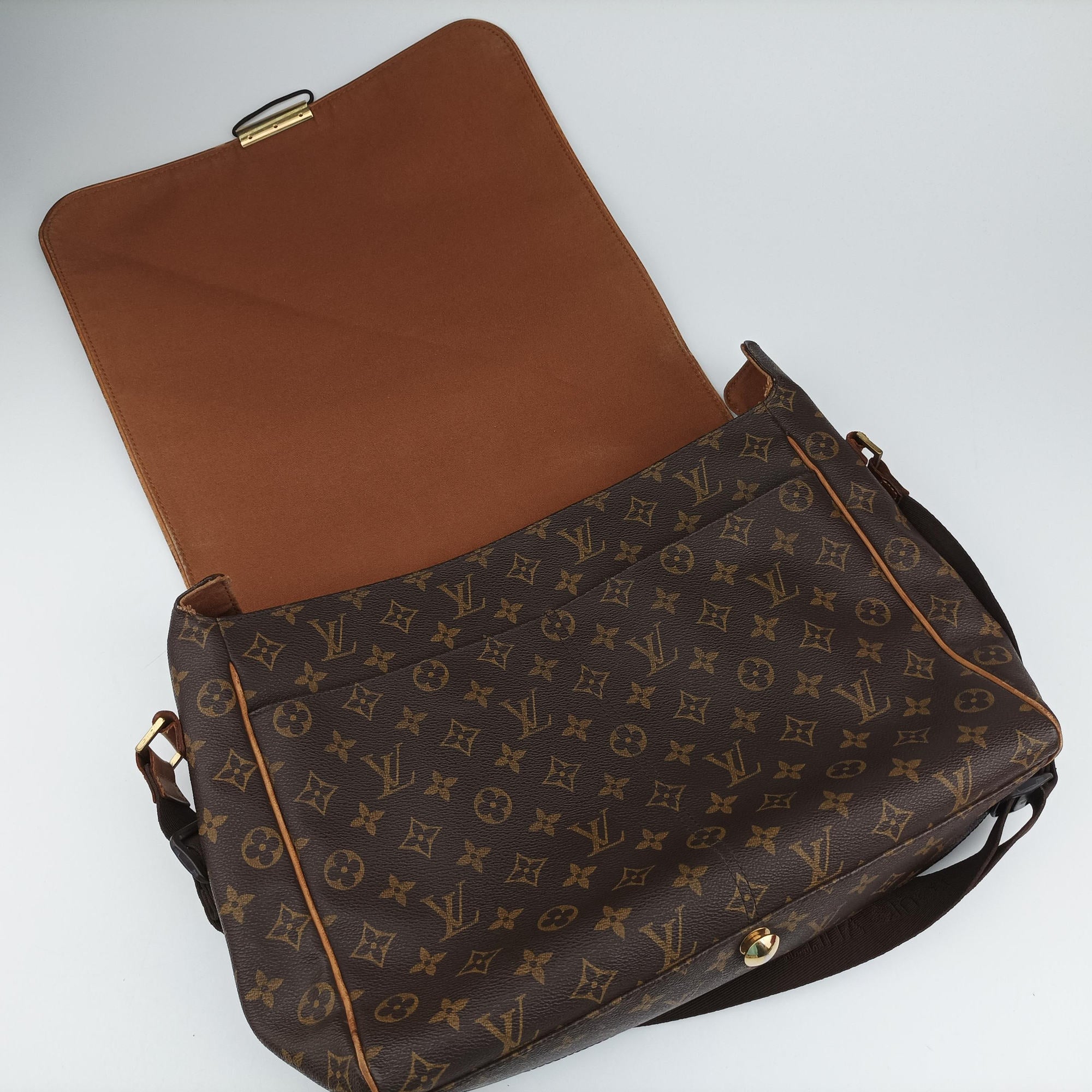 Pre-owned Louis Vuitton ABBESSES brown Monogram Canvas M45257 shoulderbag | stylenewstar