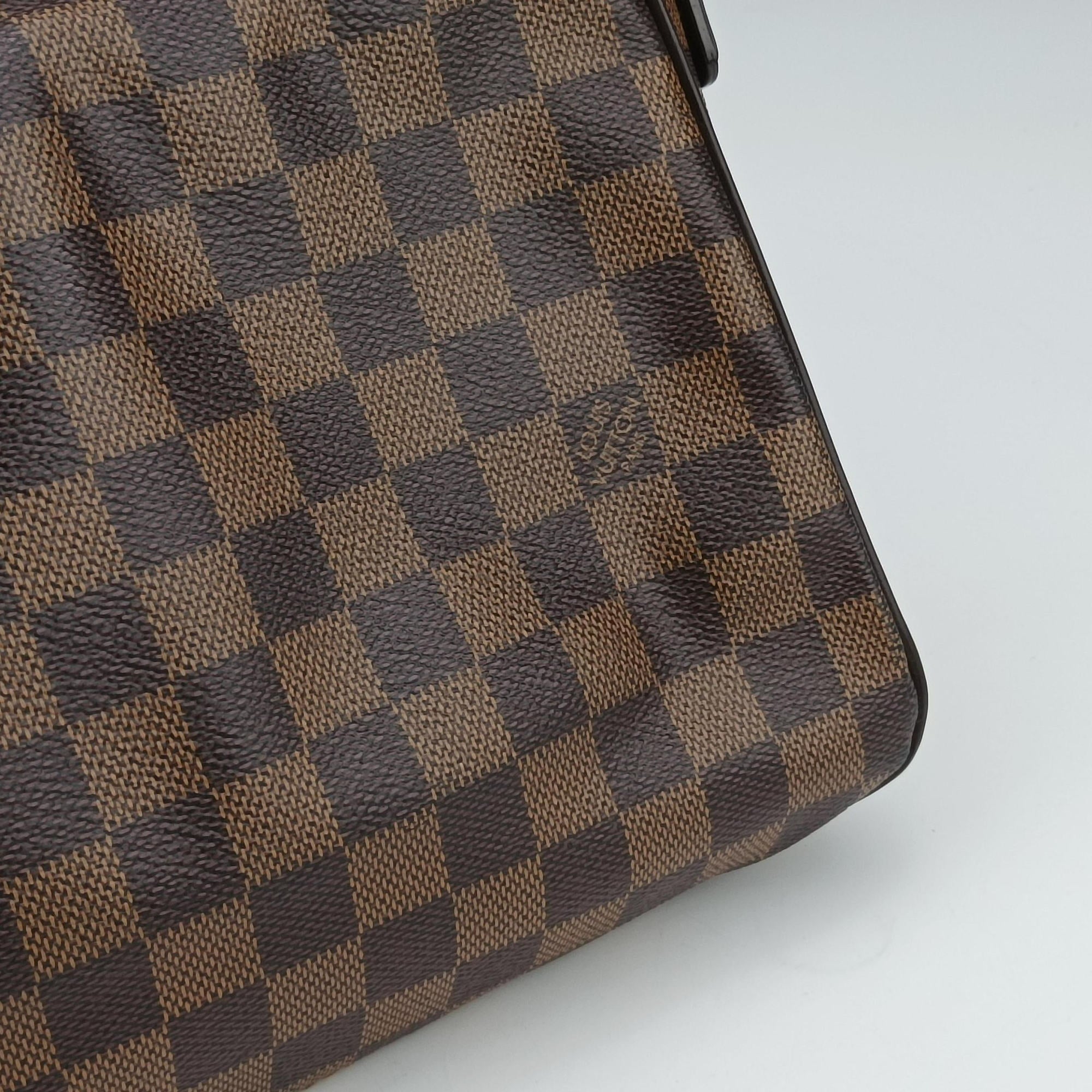 Pre-owned Louis Vuitton DISTRICT PM EBENE Damier Canvas N41213 shoulderbag | stylenewstar