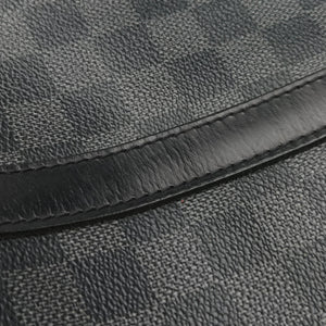 Pre-owned Louis Vuitton TADAO Noir Damier Graphite N51192 shoulderbag | stylenewstar
