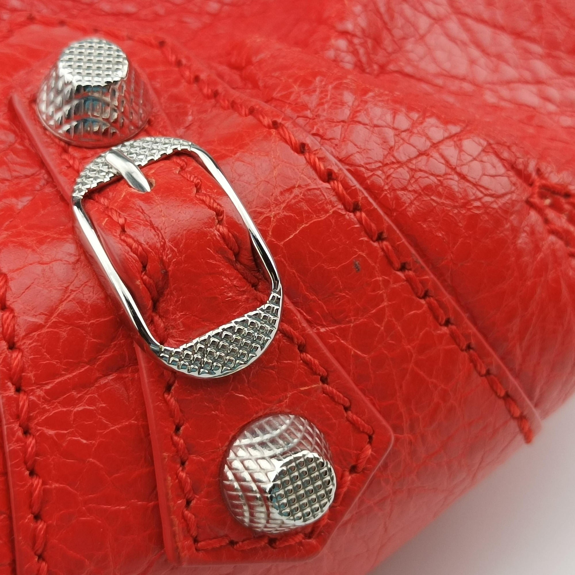 Pre-owned Balenciaga Pompon Red Leather  shoulderbag | stylenewstar