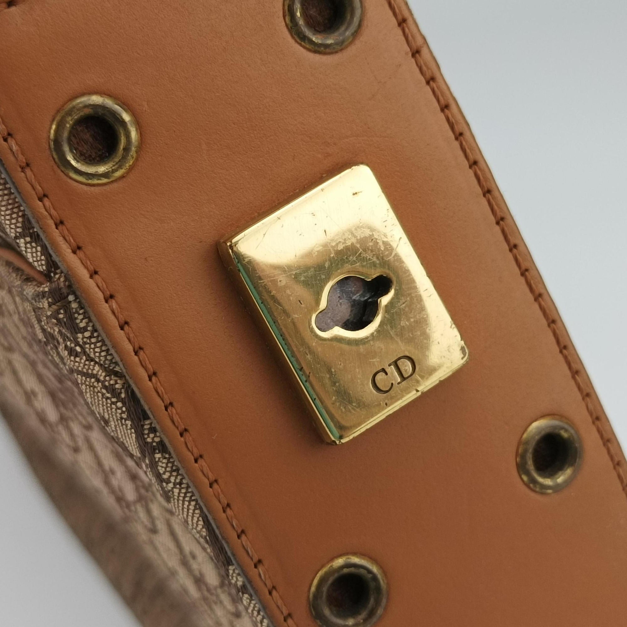 Pre-owned Christian Dior Street Chic Columbus Beige×brown canvasxleather  shoulderbag | stylenewstar