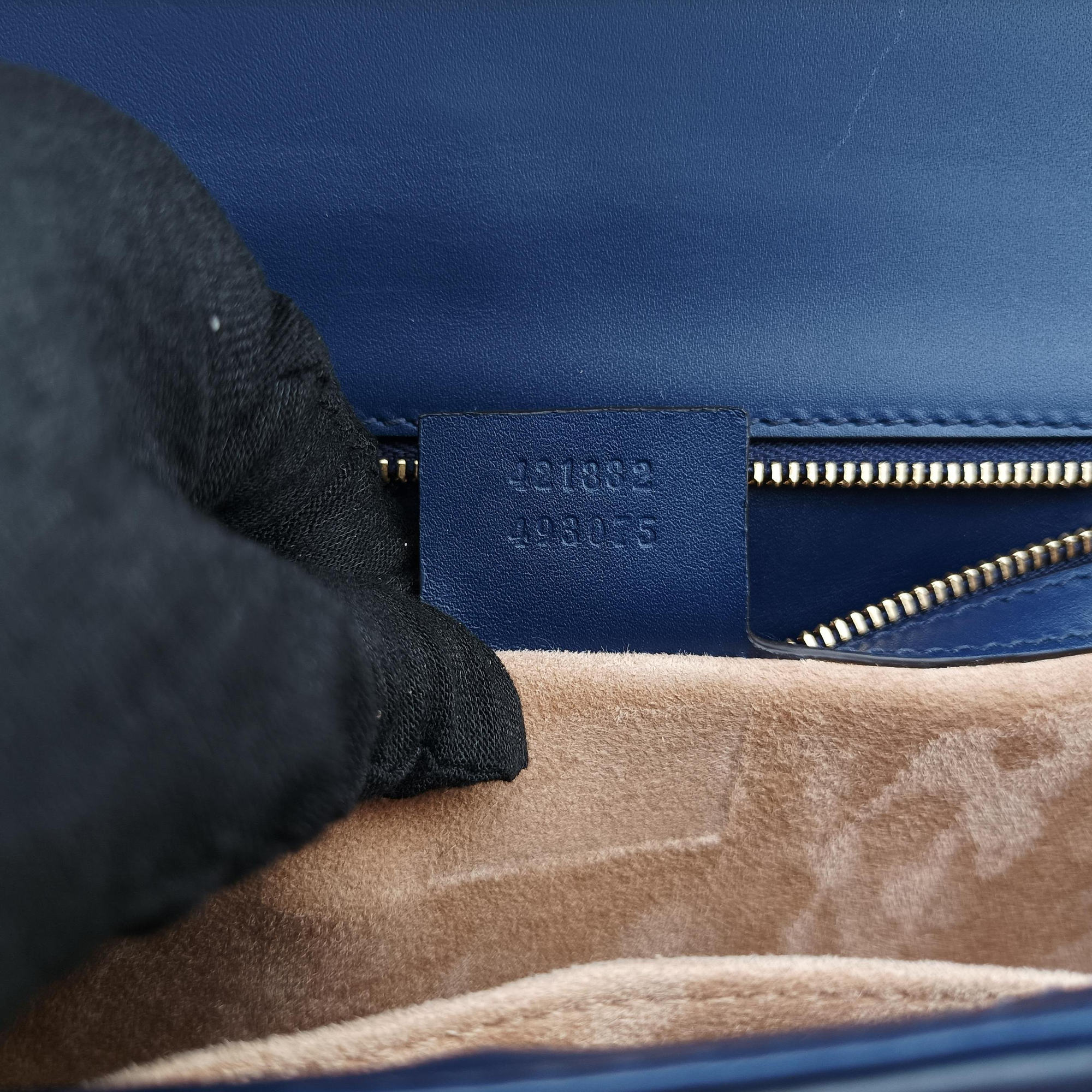 Pre-owned Gucci Sylvie Navy Leather 421882 shoulderbag | stylenewstar