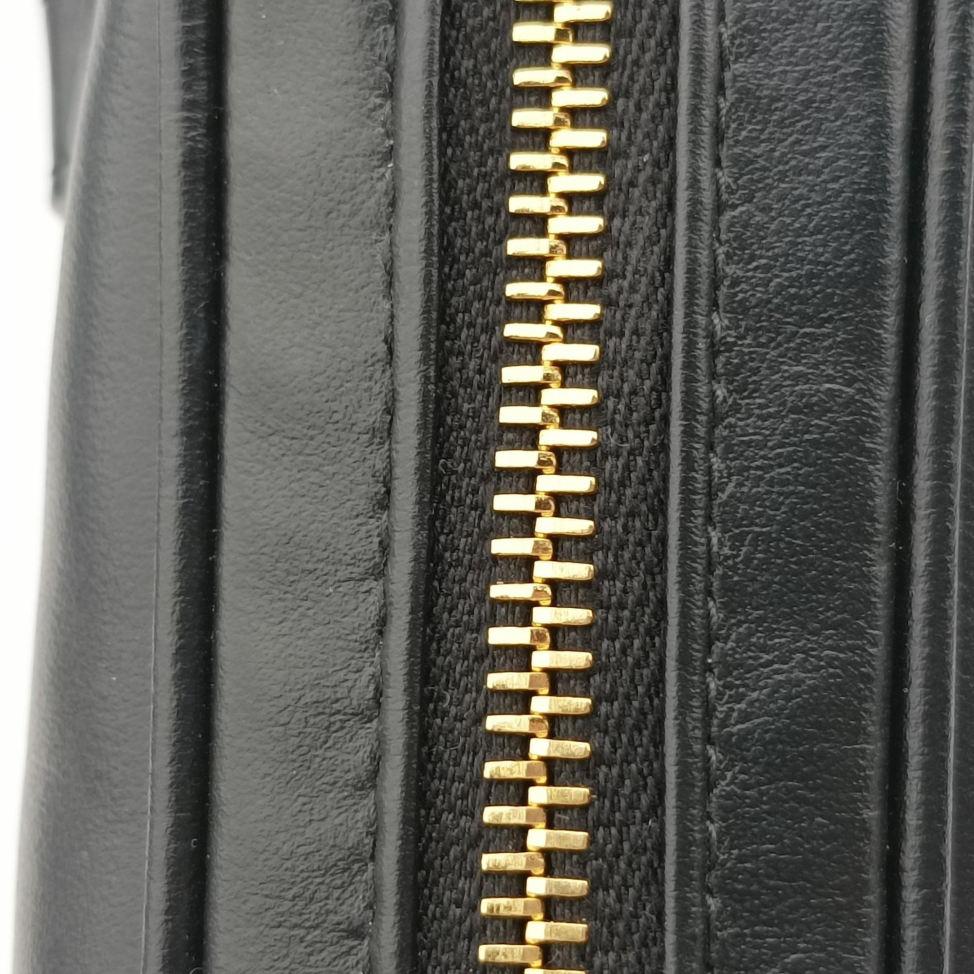 Pre-owned Miu Miu logo Black leather  bum bag/waist bag | stylenewstar