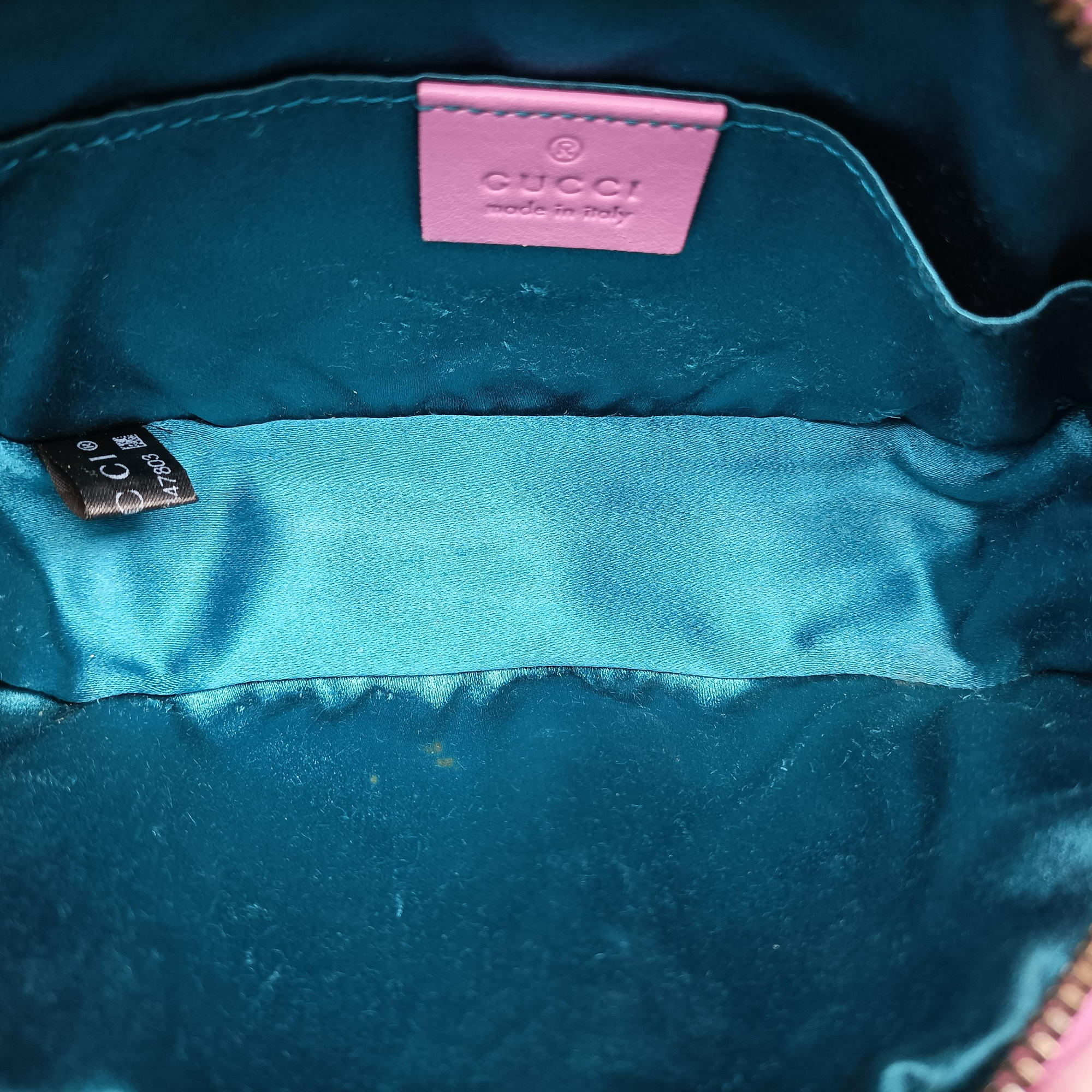 Secondhand Gucci GG Marmont Pink velour 476434 bum bag/waist bag | stylenewstar