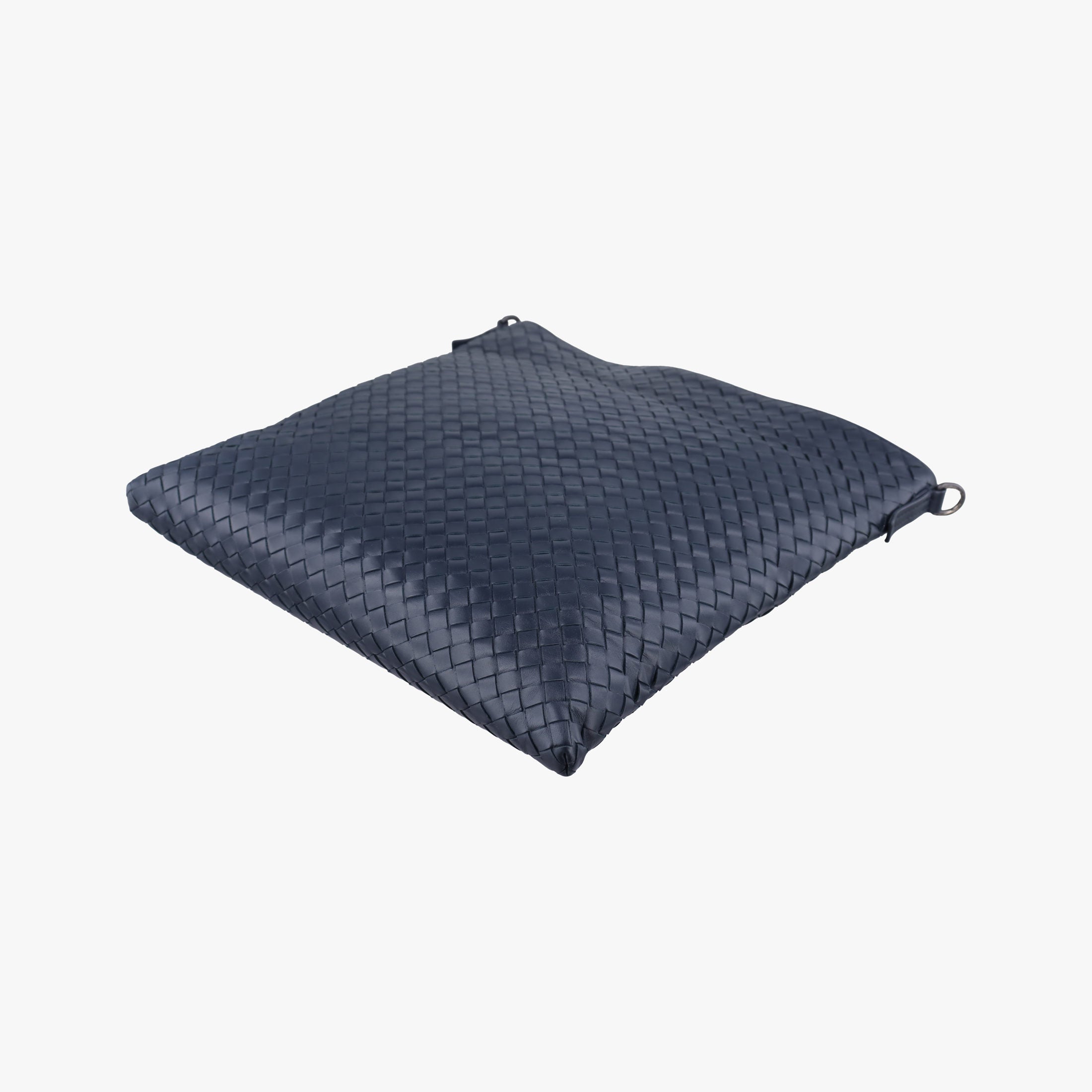 Secondhand Bottega Veneta Intrecciato Navy lambskin  shoulderbag | stylenewstar