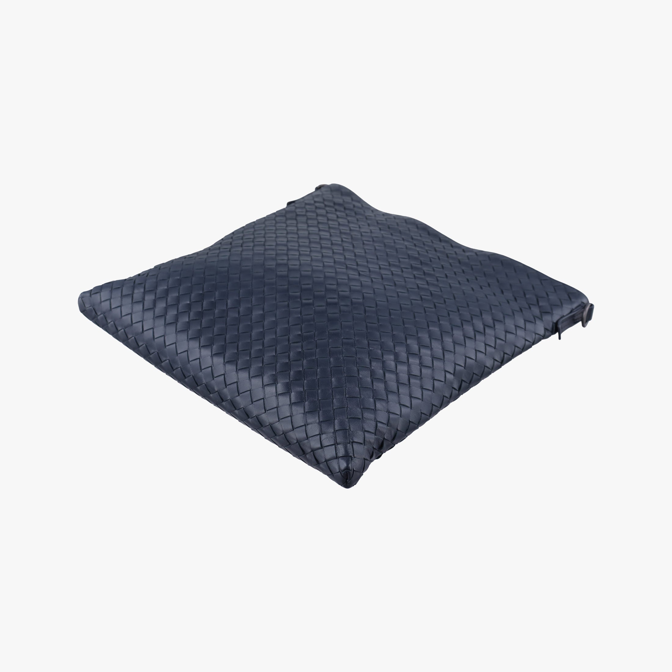 Secondhand Bottega Veneta Intrecciato Navy lambskin  shoulderbag | stylenewstar