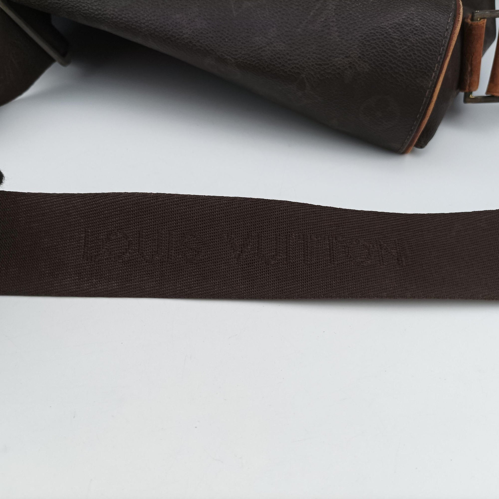 Pre-owned Louis Vuitton Abbesses Messenger Brown Monogram Coated Canvas  × Leather M45257 shoulderbag | stylenewstar