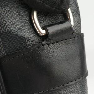 Pre-owned Louis Vuitton TADAO Noir Damier Graphite N51192 shoulderbag | stylenewstar