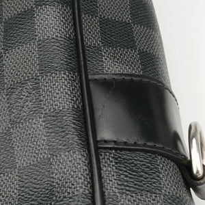 Pre-owned Louis Vuitton TADAO Noir Damier Graphite N51192 shoulderbag | stylenewstar