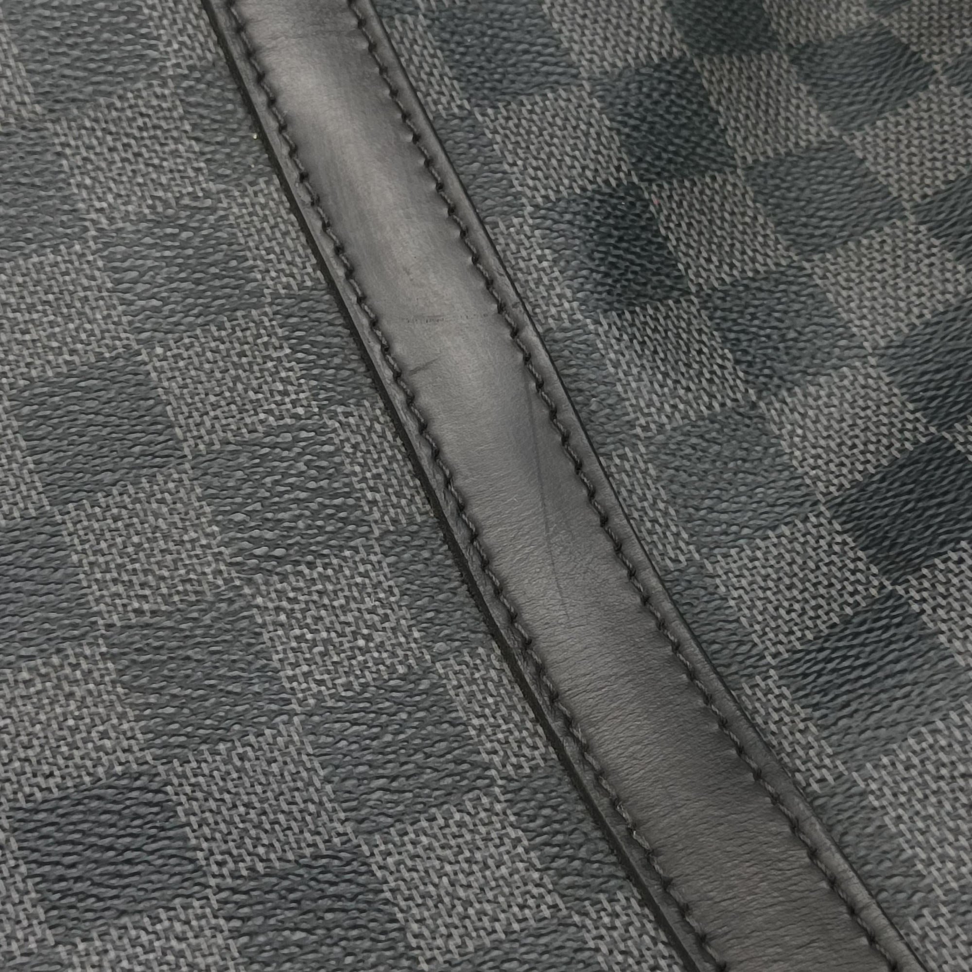 Pre-owned Louis Vuitton TADAO Noir Damier Graphite N51192 shoulderbag | stylenewstar