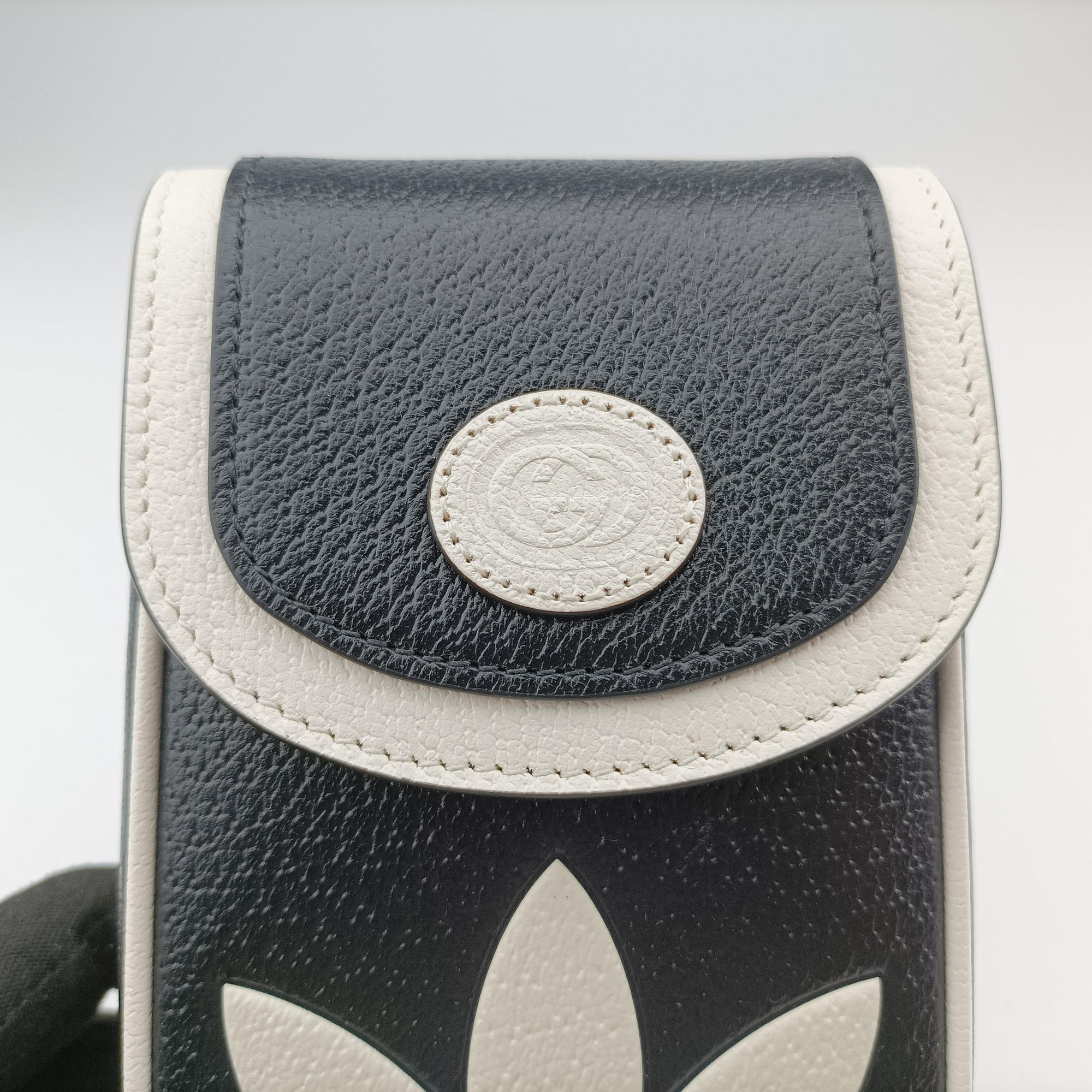 Vintage Gucci Gucci ×adidas Mini Black Leather 721794 shoulderbag | stylenewstar