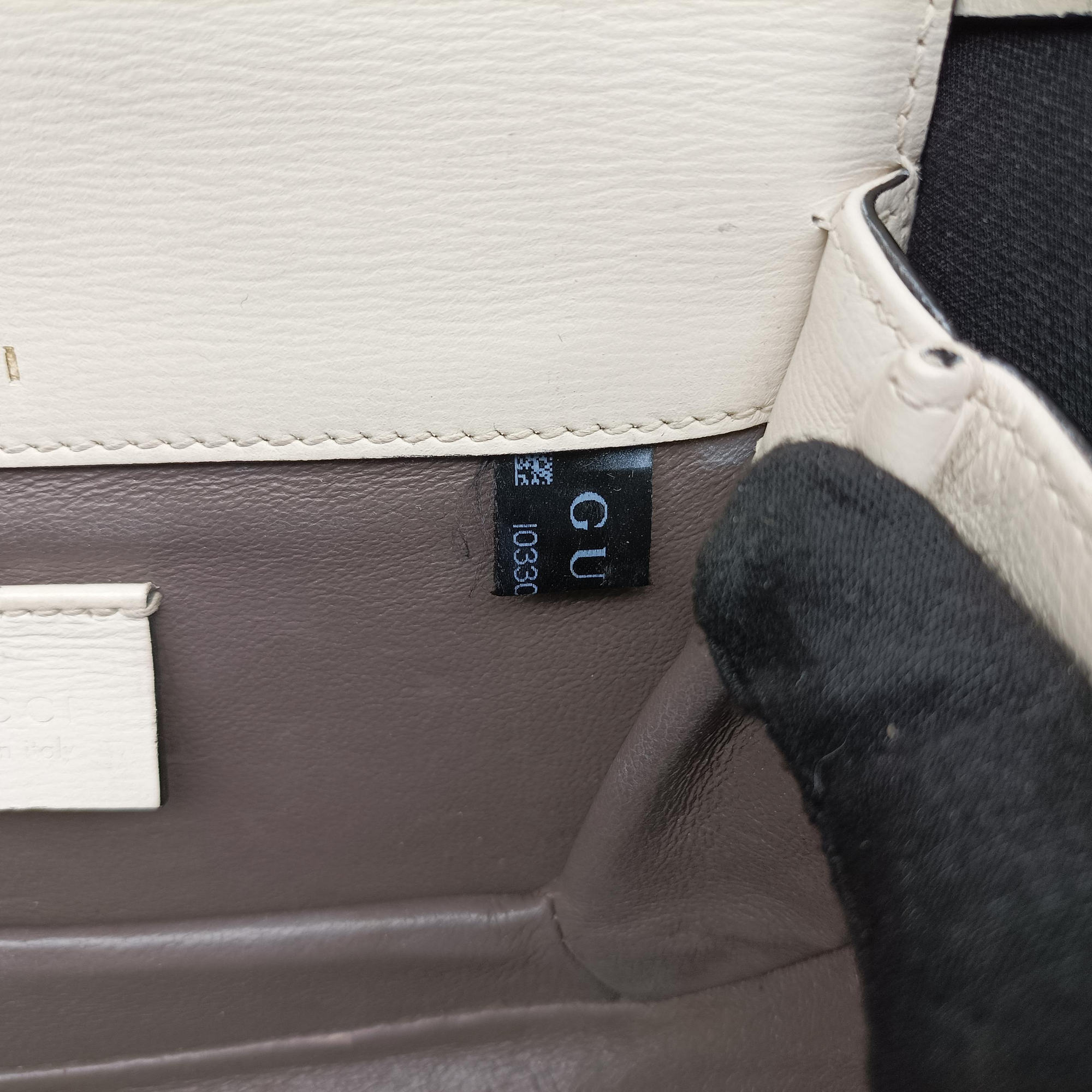 Vintage Gucci Sylvie 1969 Mini White Leather 615965 shoulderbag | stylenewstar