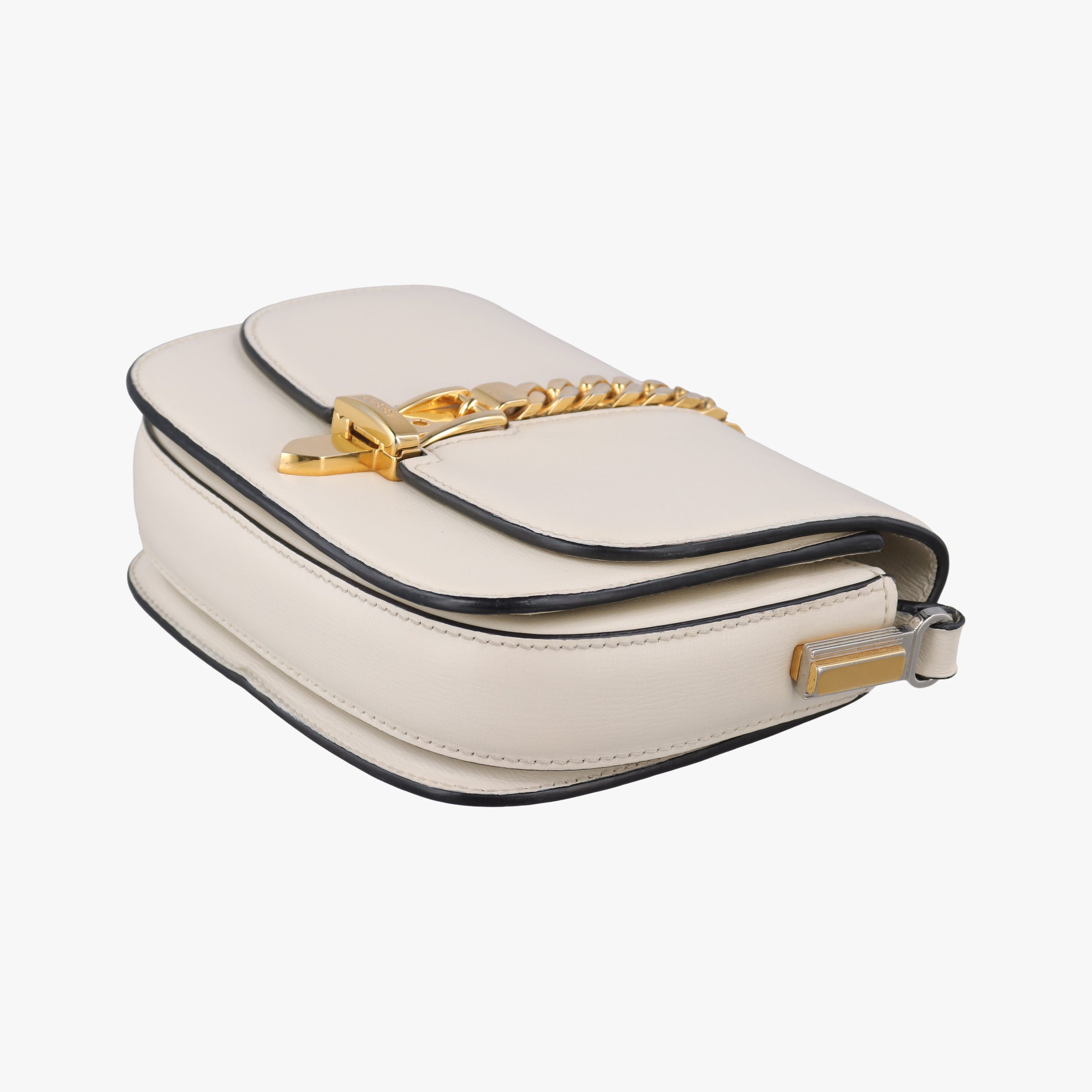 Vintage Gucci Sylvie 1969 Mini White Leather 615965 shoulderbag | stylenewstar