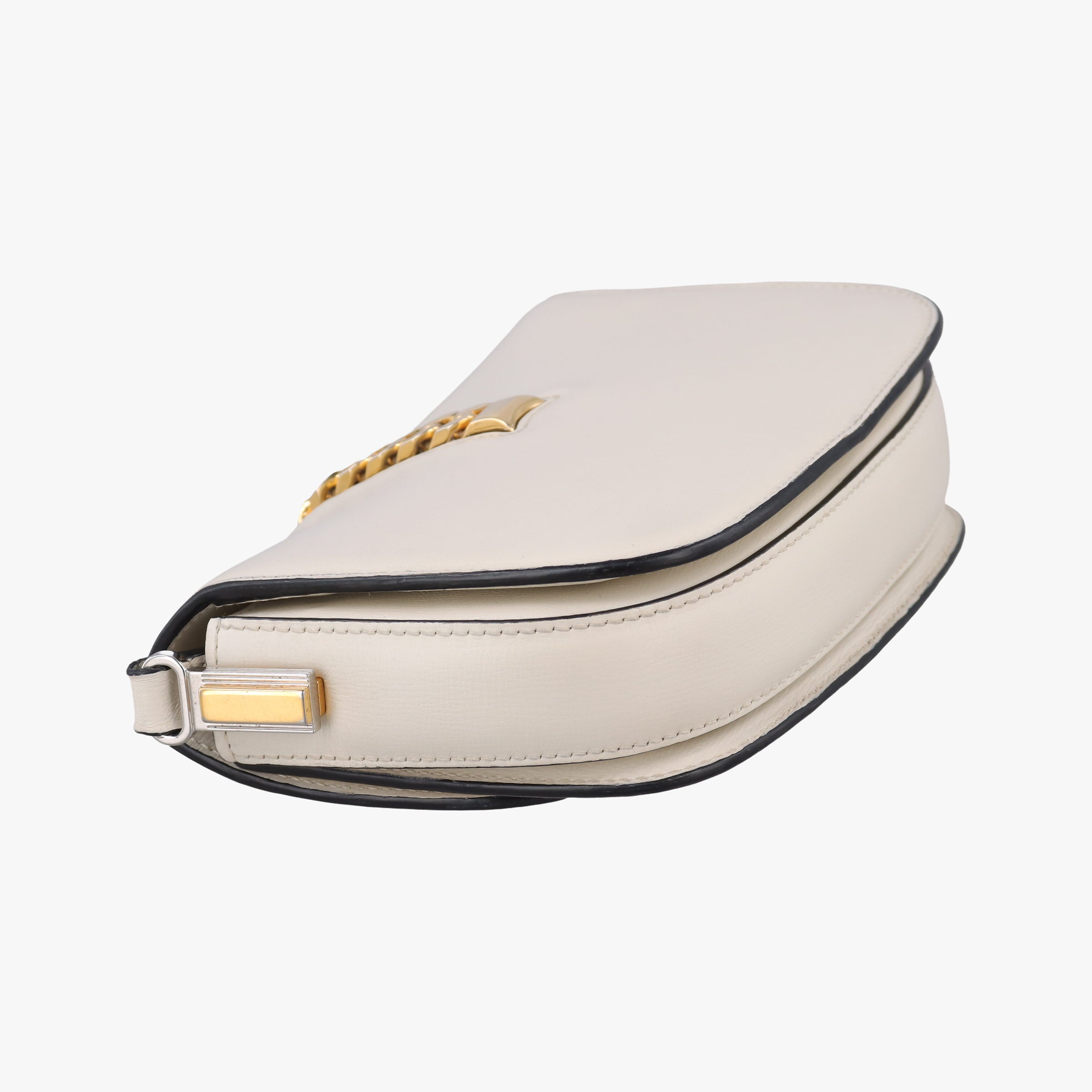 Vintage Gucci Sylvie 1969 Mini White Leather 615965 shoulderbag | stylenewstar