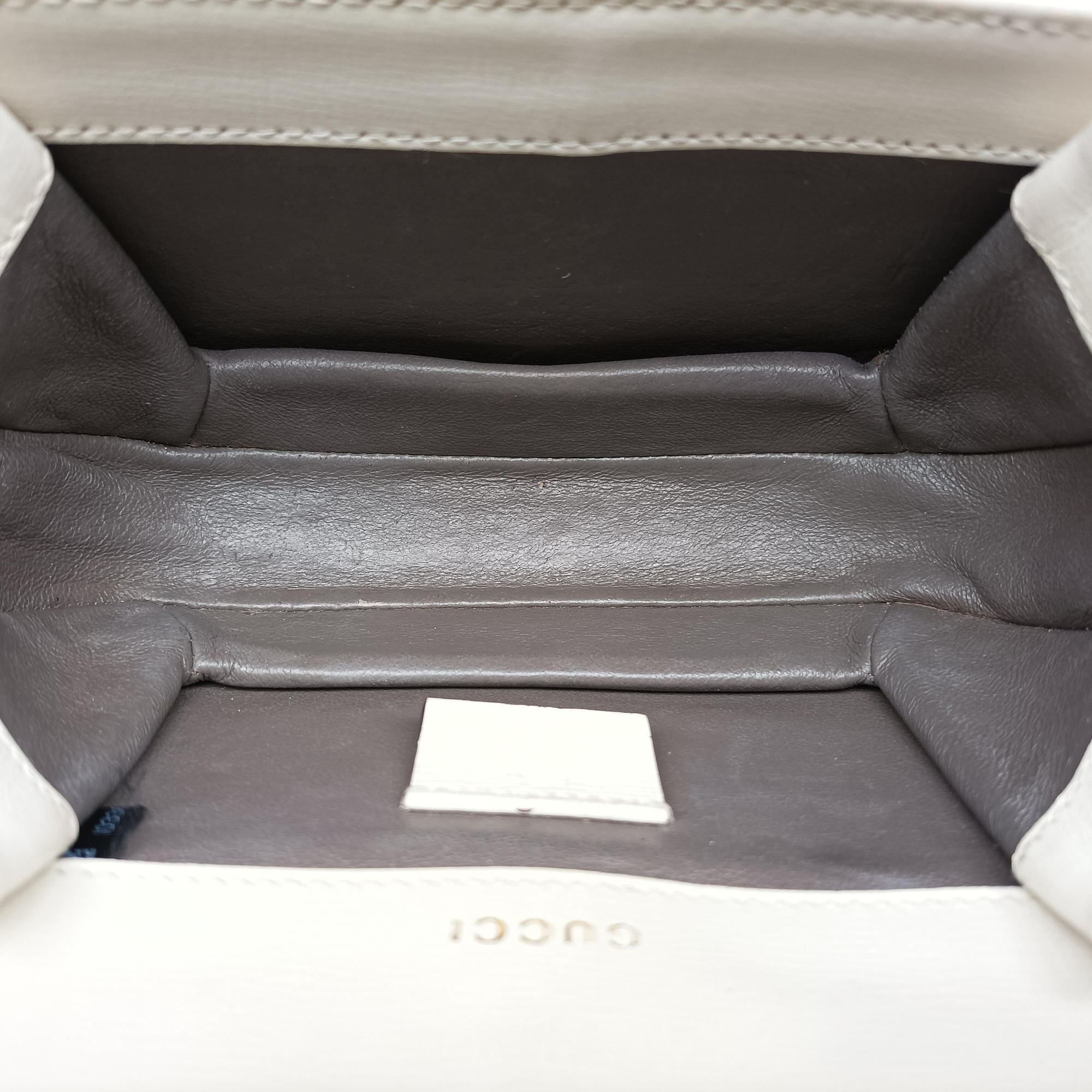 Vintage Gucci Sylvie 1969 Mini White Leather 615965 shoulderbag | stylenewstar