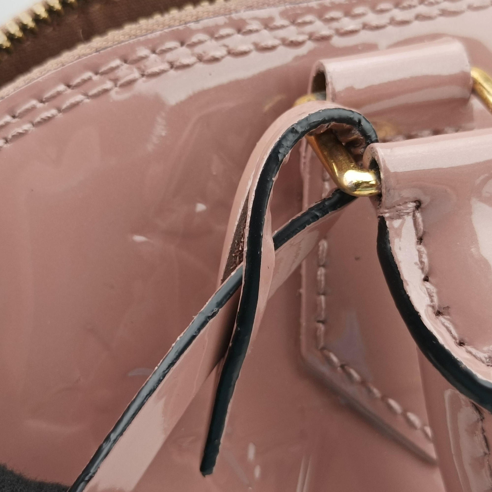 Secondhand Louis Vuitton ALMA PM Rose Velours Vernis M94767 handbag | stylenewstar