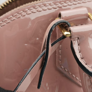 Secondhand Louis Vuitton ALMA PM Rose Velours Vernis M94767 handbag | stylenewstar