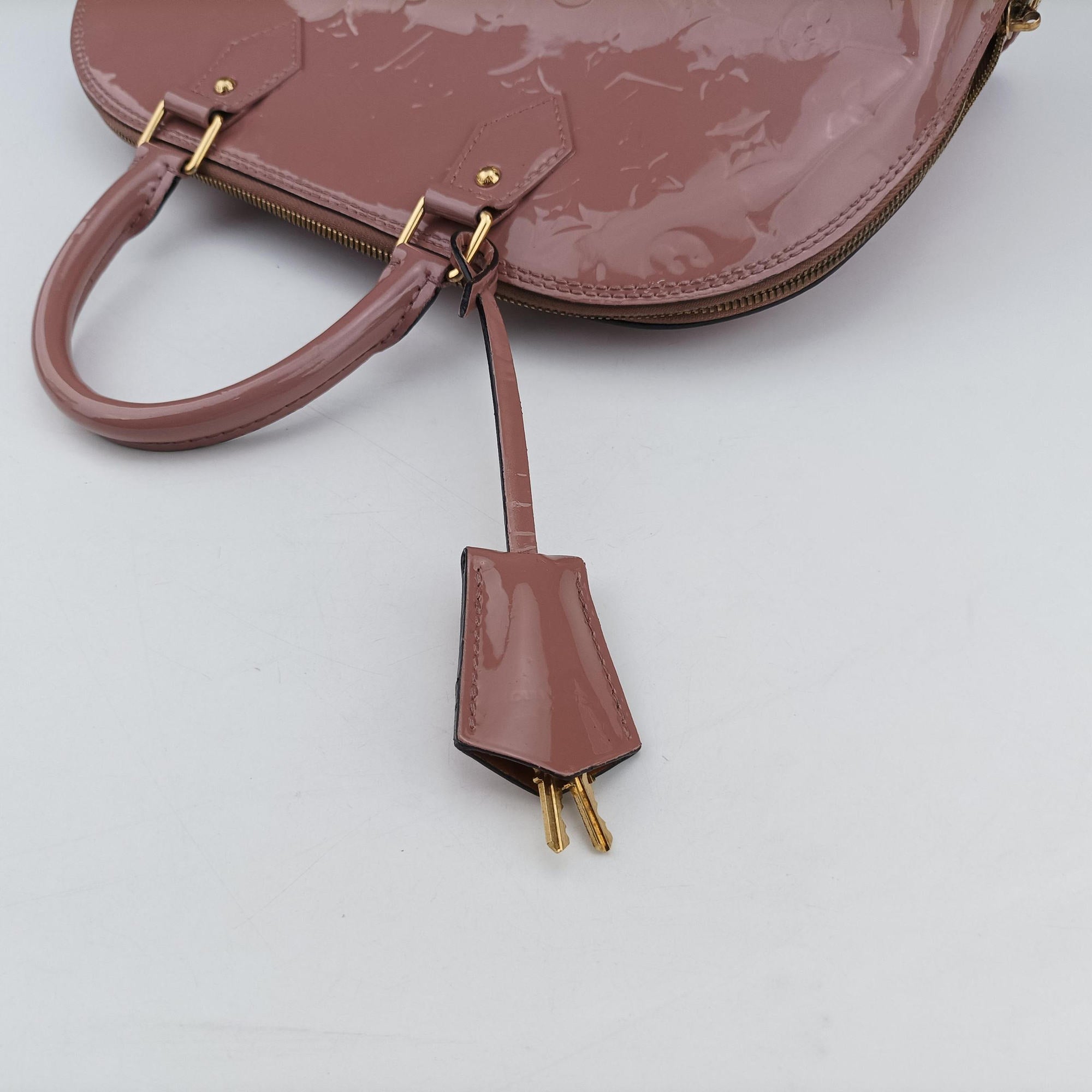 Secondhand Louis Vuitton ALMA PM Rose Velours Vernis M94767 handbag | stylenewstar