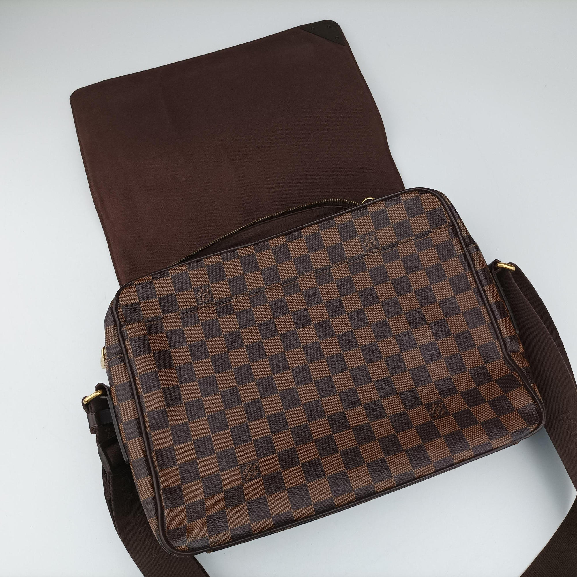 Pre-owned Louis Vuitton SHELTON EBENE Damier Canvas N41149 shoulderbag | stylenewstar