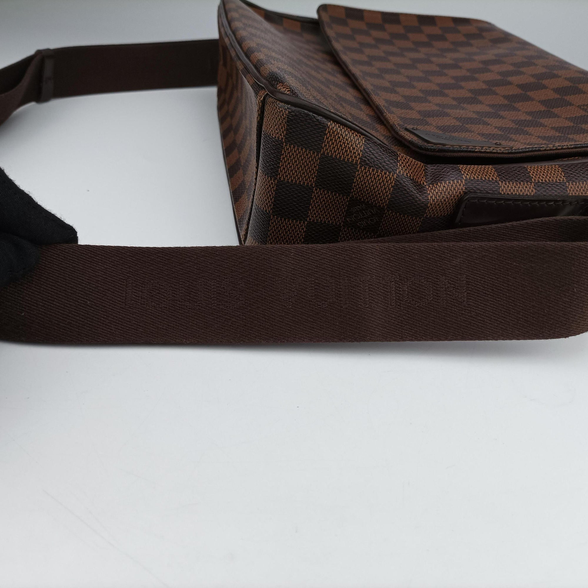 Pre-owned Louis Vuitton SHELTON EBENE Damier Canvas N41149 shoulderbag | stylenewstar