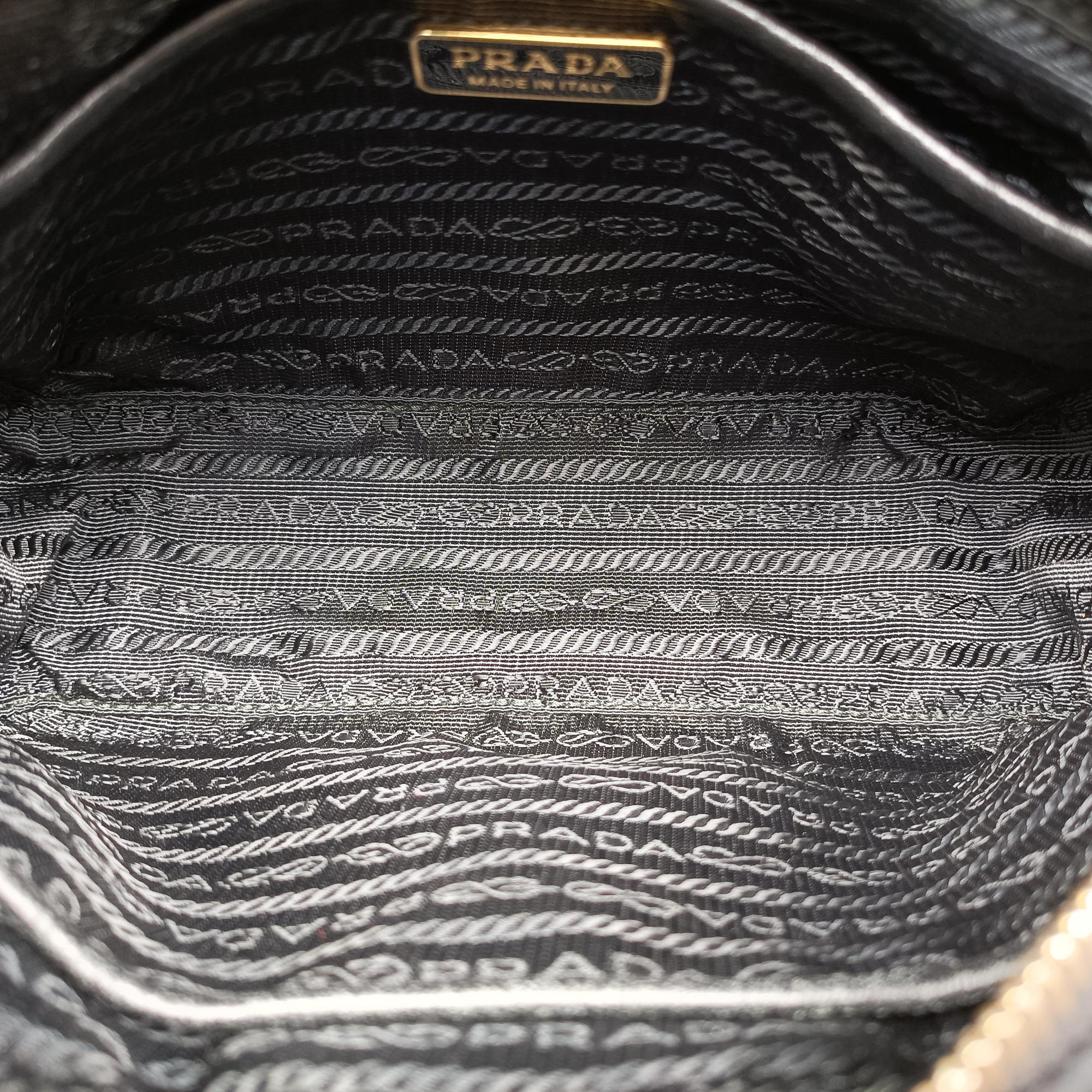 Pre-owned Prada Velluto Black Velour 1BH076 shoulderbag | stylenewstar
