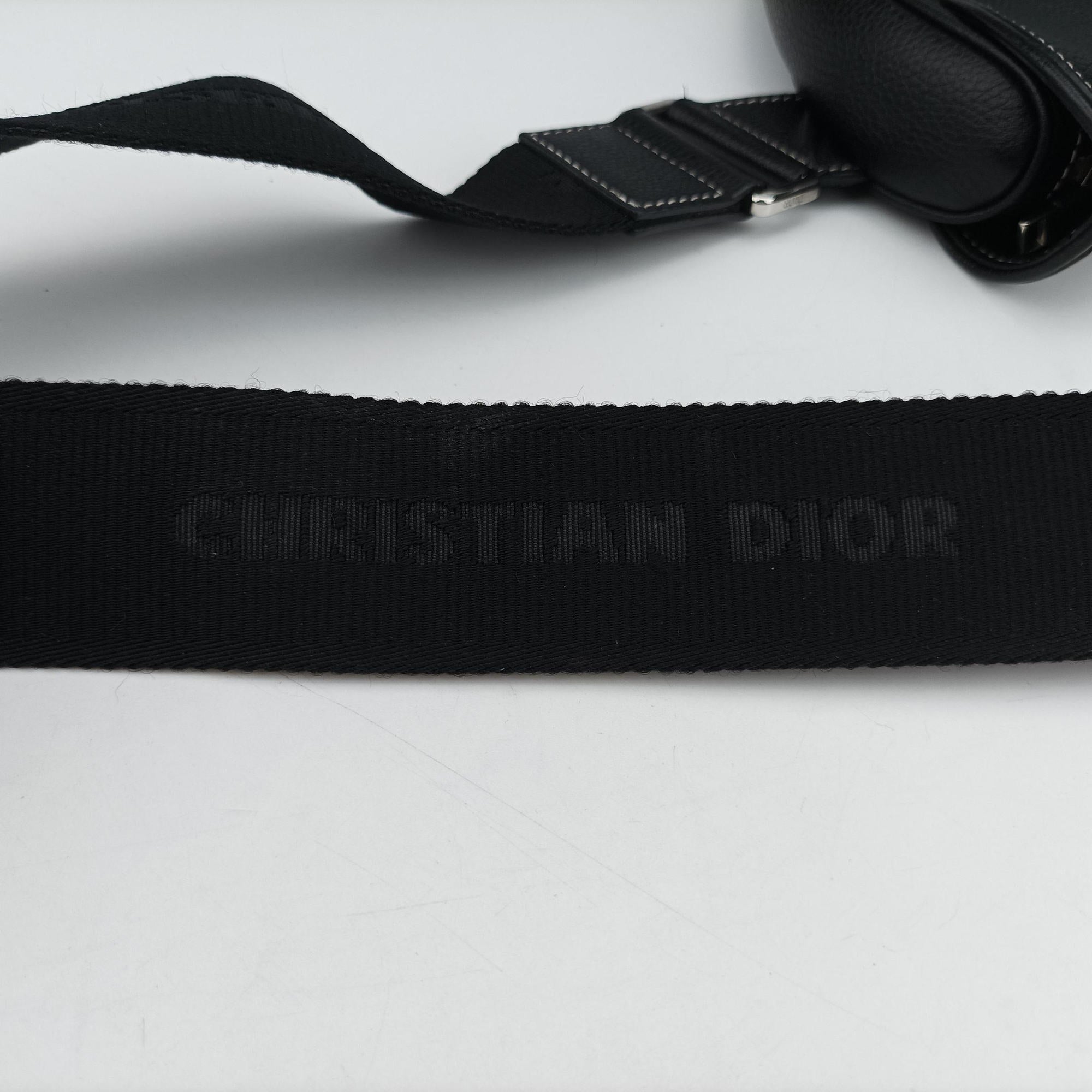 Pre-owned Christian Dior Saddle KAWS  Bee Black Leather  bum bag/waist bag | stylenewstar