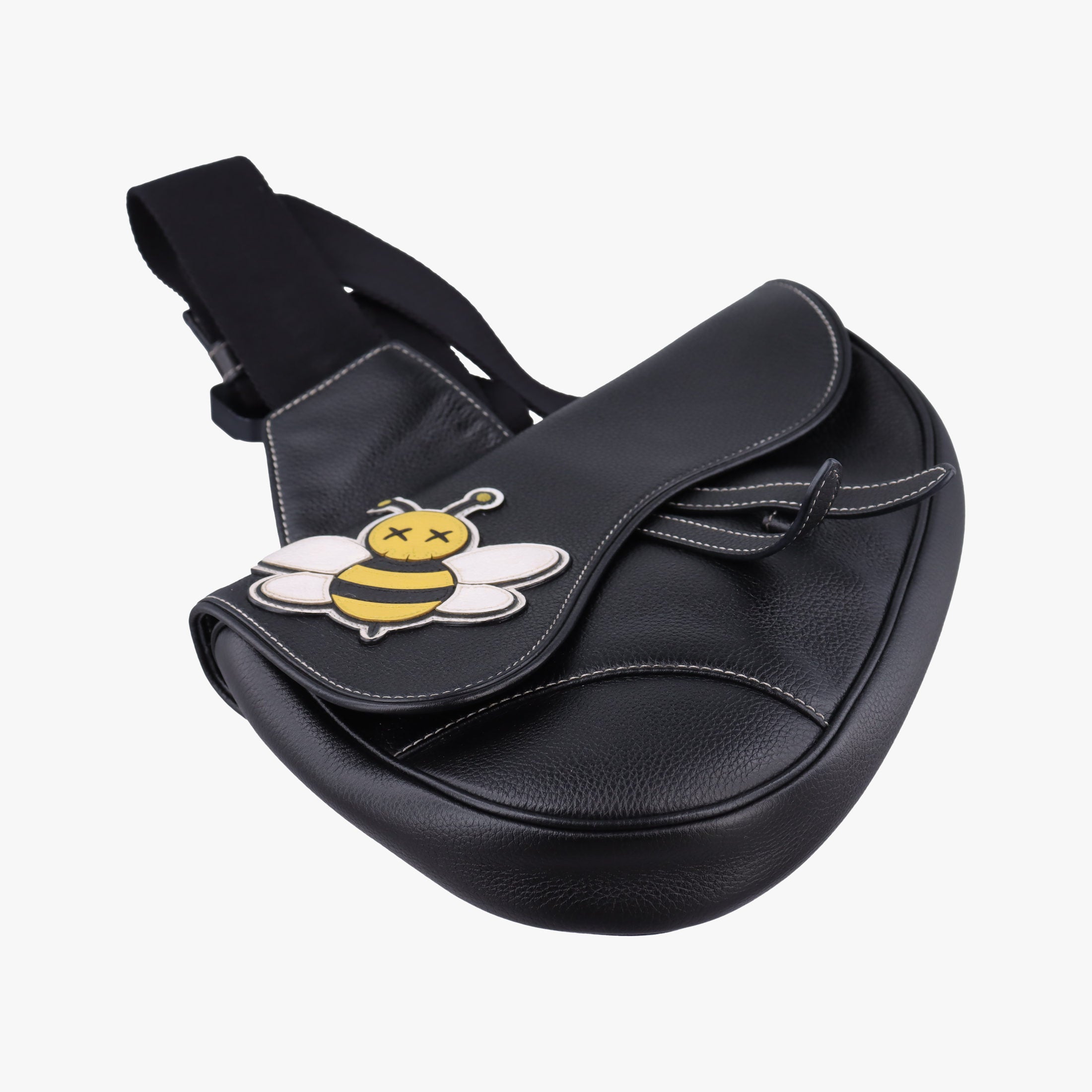 Pre-owned Christian Dior Saddle KAWS  Bee Black Leather  bum bag/waist bag | stylenewstar