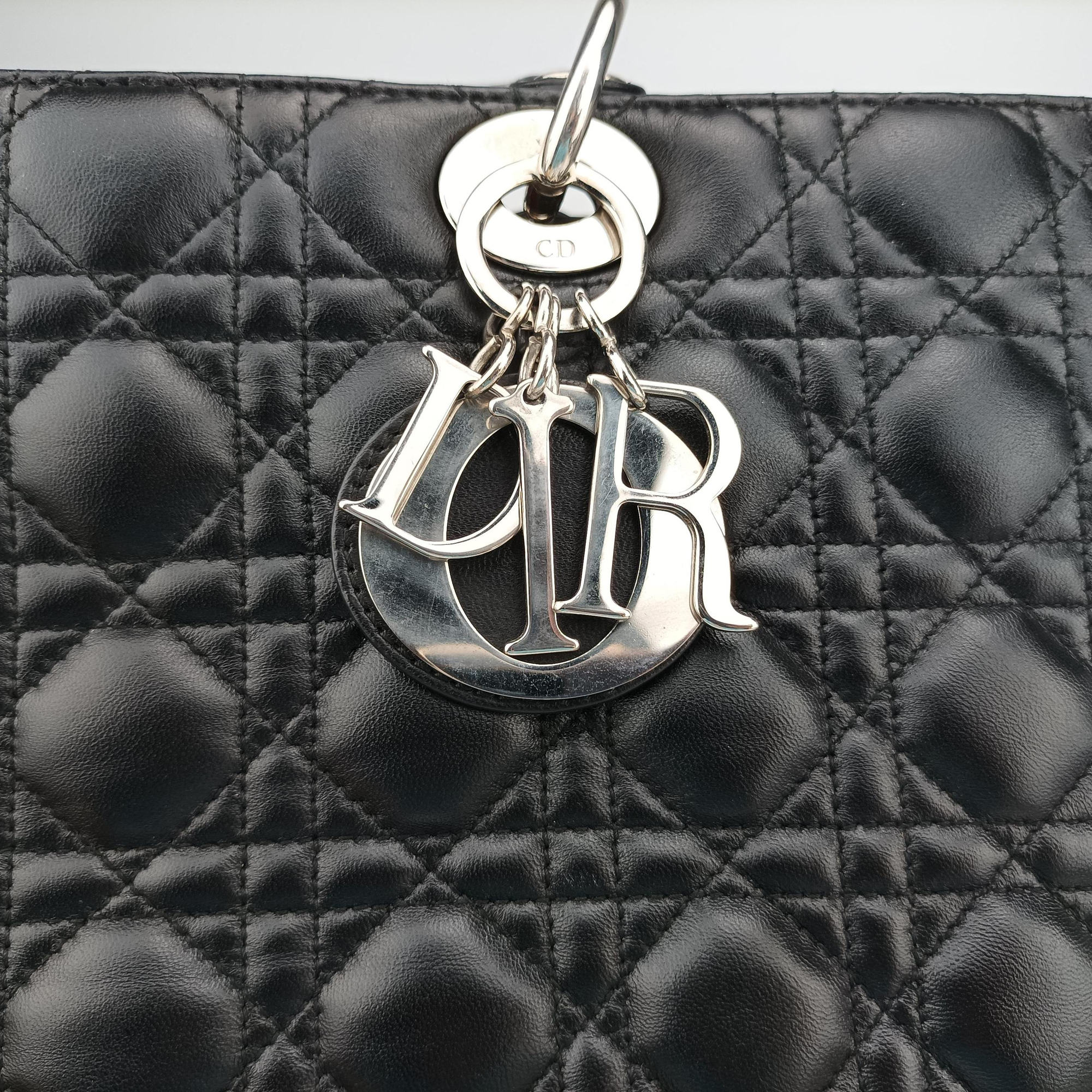 Pre-owned Christian Dior Lady Dior Black lambskin  shoulderbag | stylenewstar