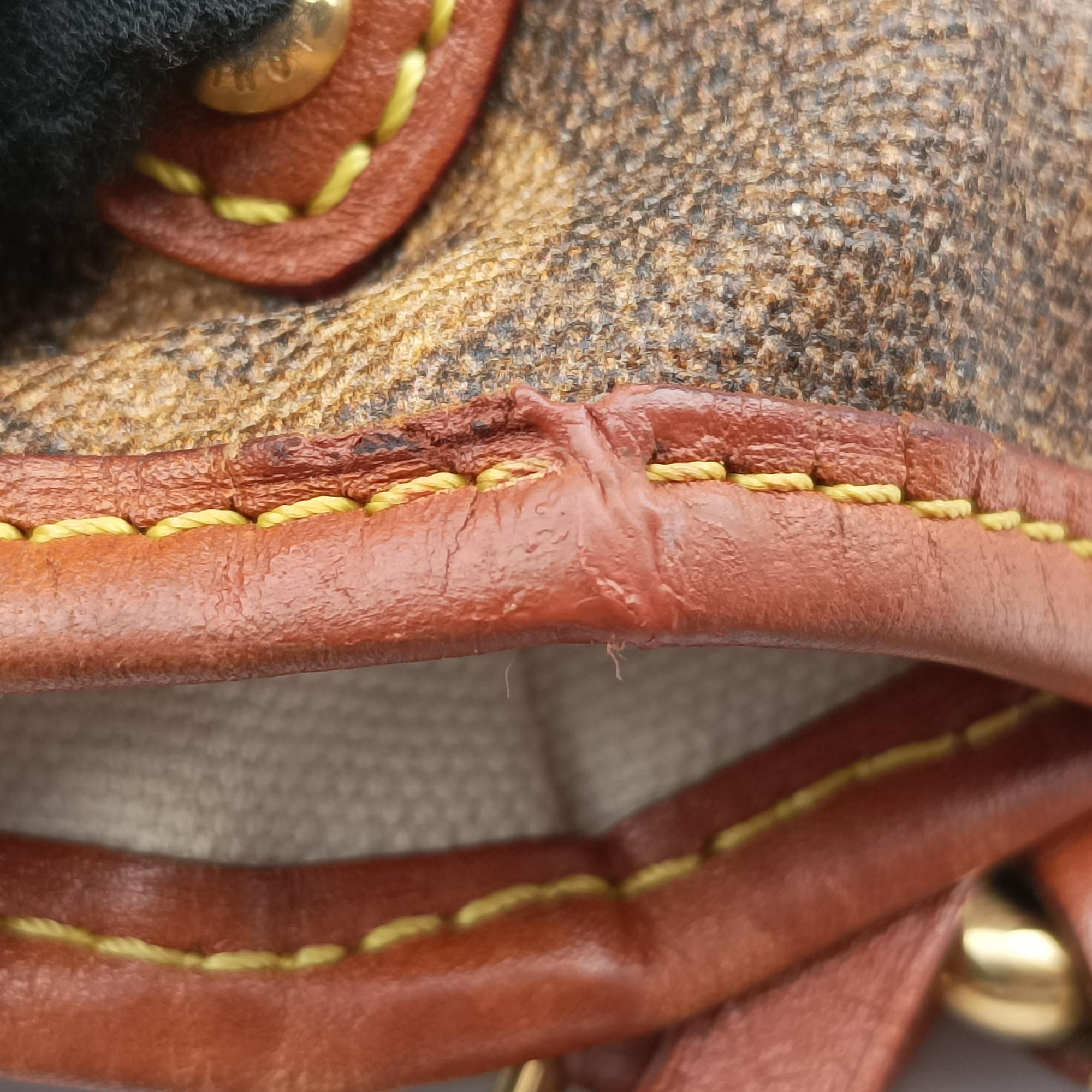 Pre-owned Louis Vuitton Monogram Tisse Sac Rayeur PM multicolor Monogram Tisse Canvas M56386 shoulderbag | stylenewstar