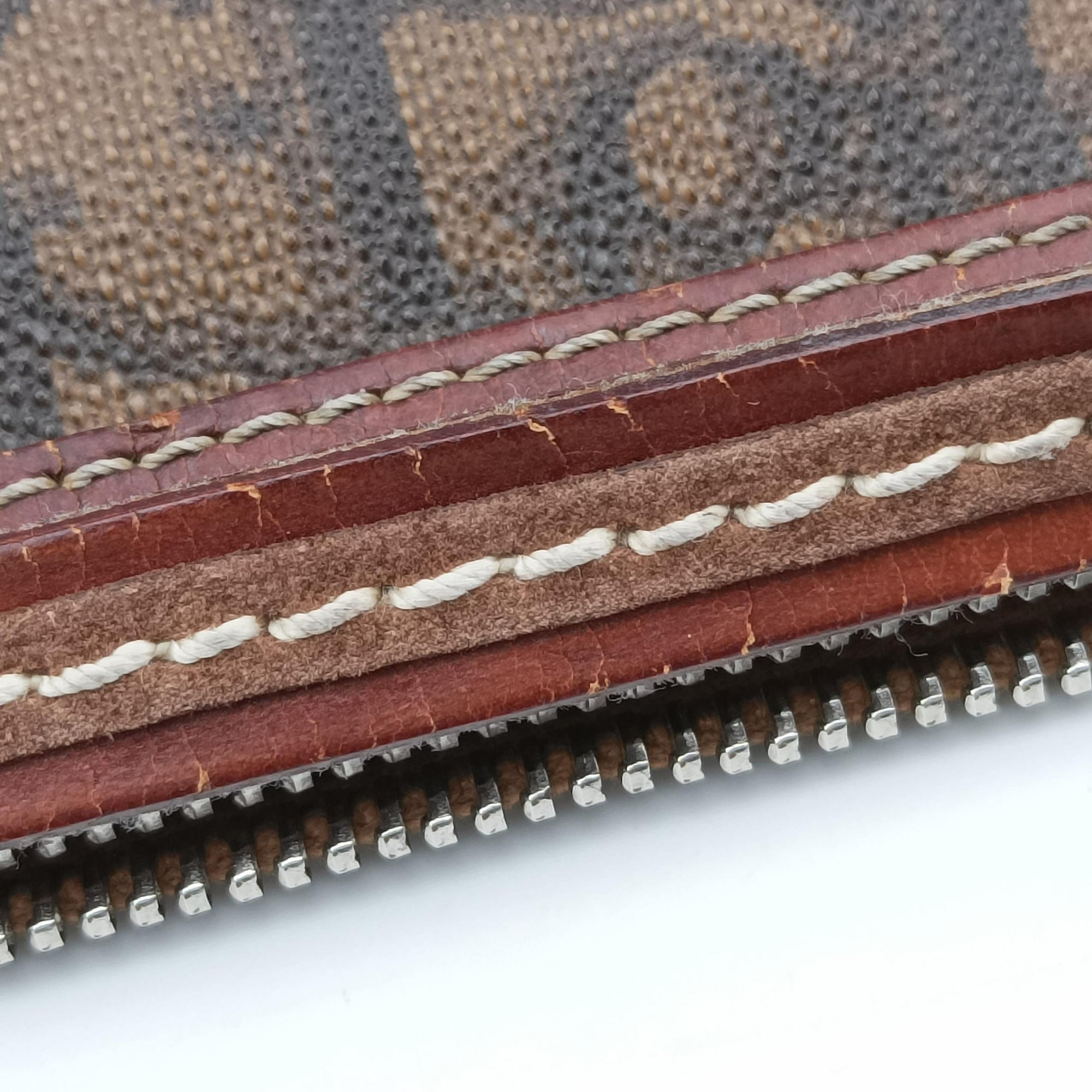 Secondhand Christian Dior Trotter Romantic Brown PVC coated canvas×Leather  shoulderbag | stylenewstar