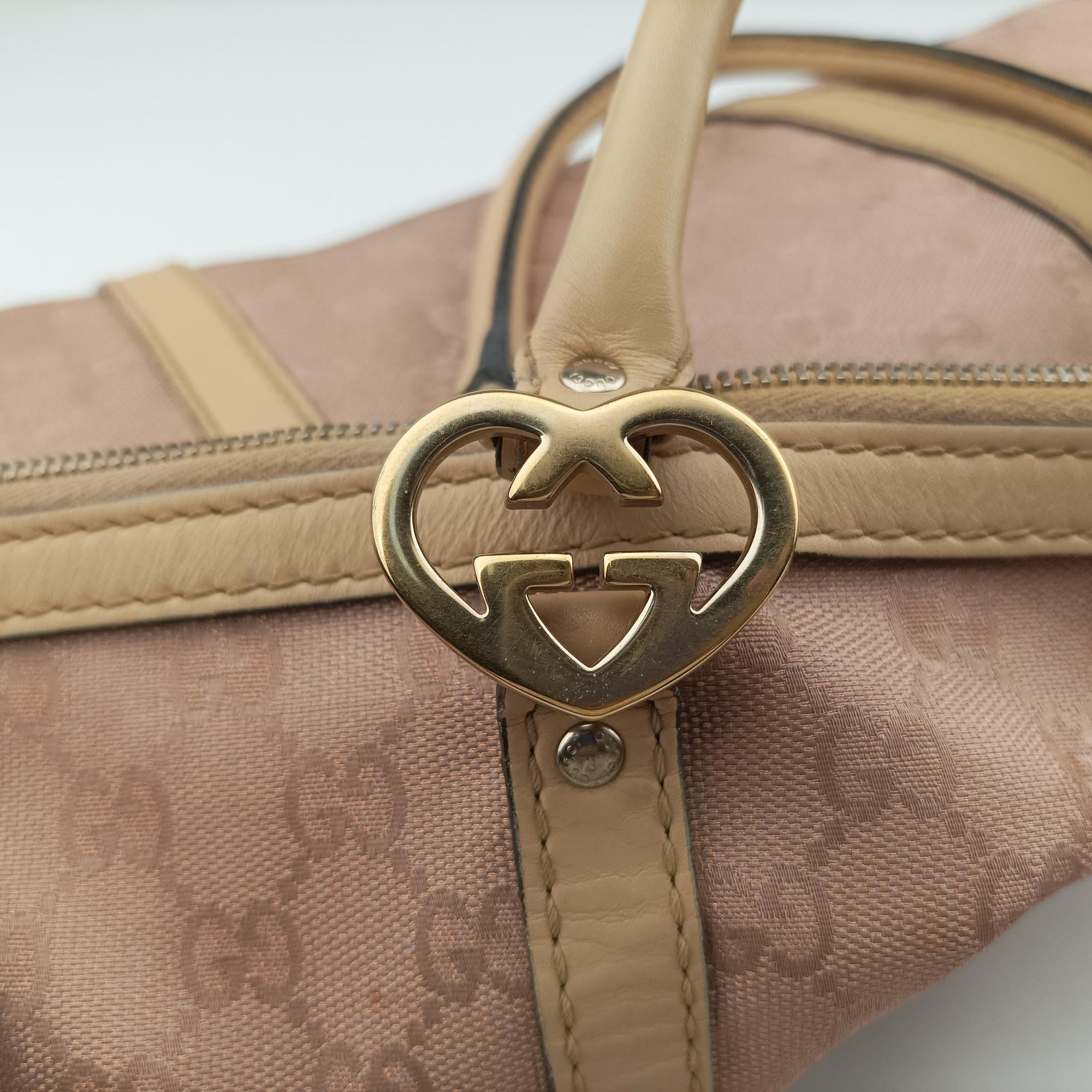 Secondhand Gucci Lovely Pink Canvas×Leather 257068 shoulderbag | stylenewstar