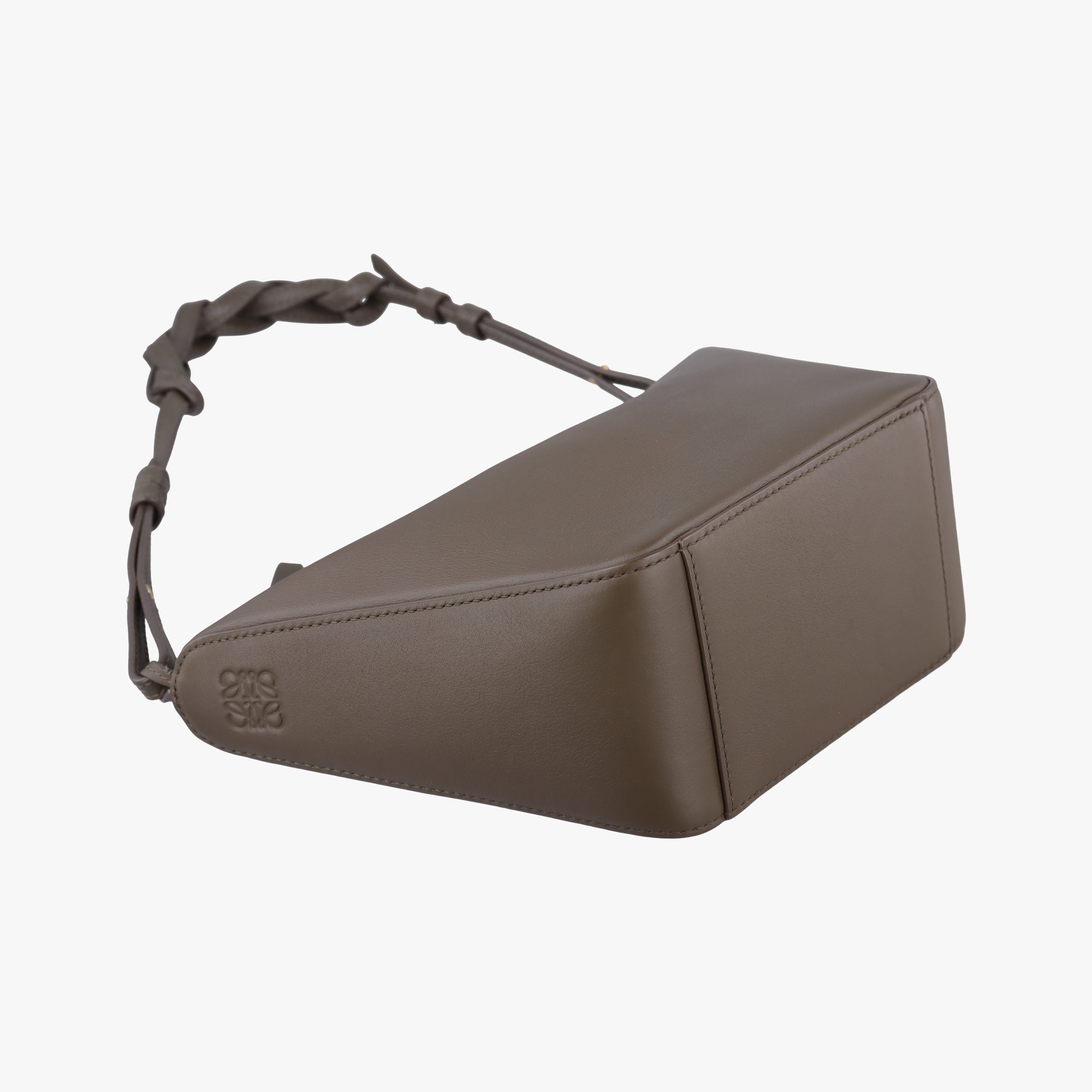 Pre-owned Loewe Hammock Hobo Clay Green leather  shoulderbag | stylenewstar