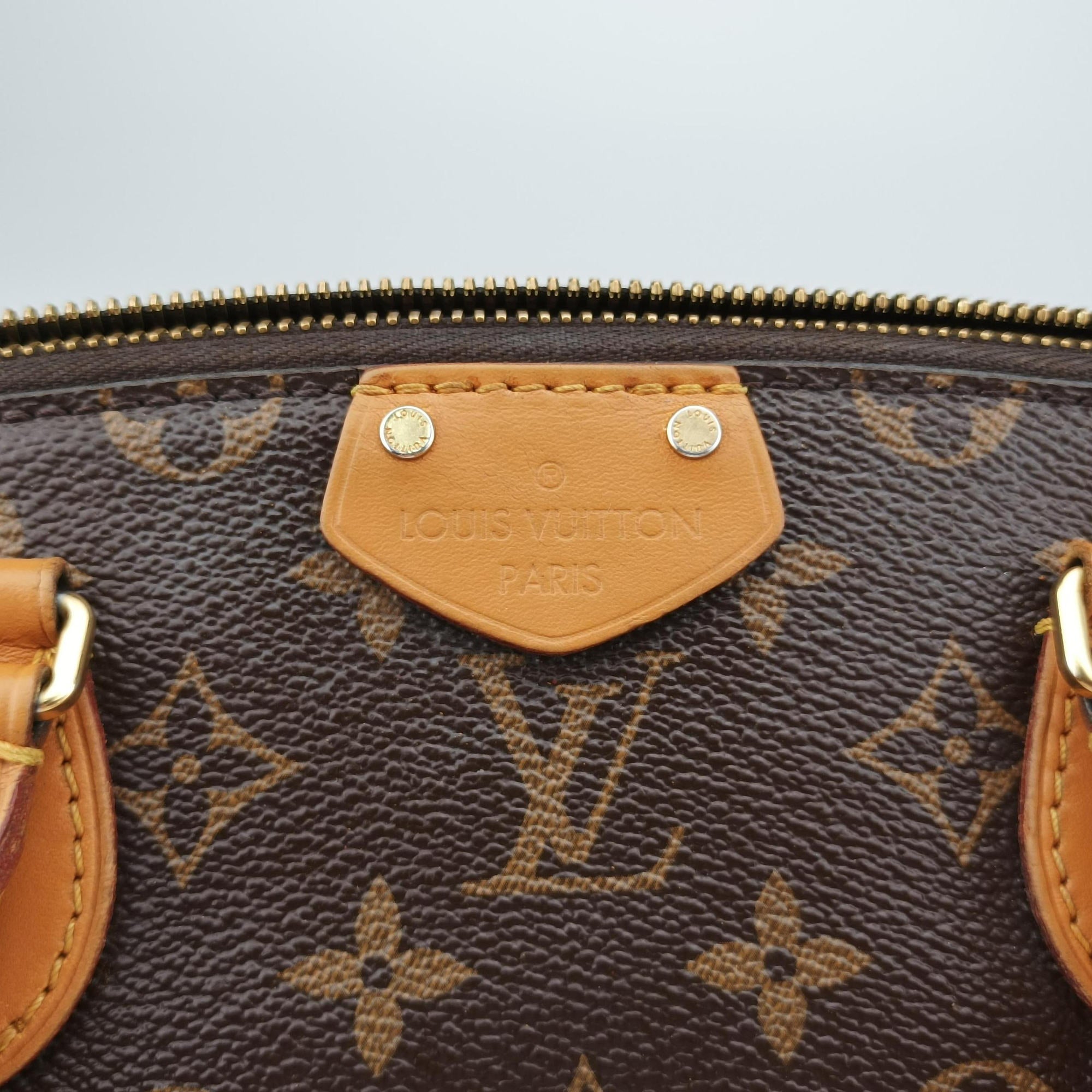 Vintage Louis Vuitton Turen PM brown Monogram Canvas M48813 shoulderbag | stylenewstar