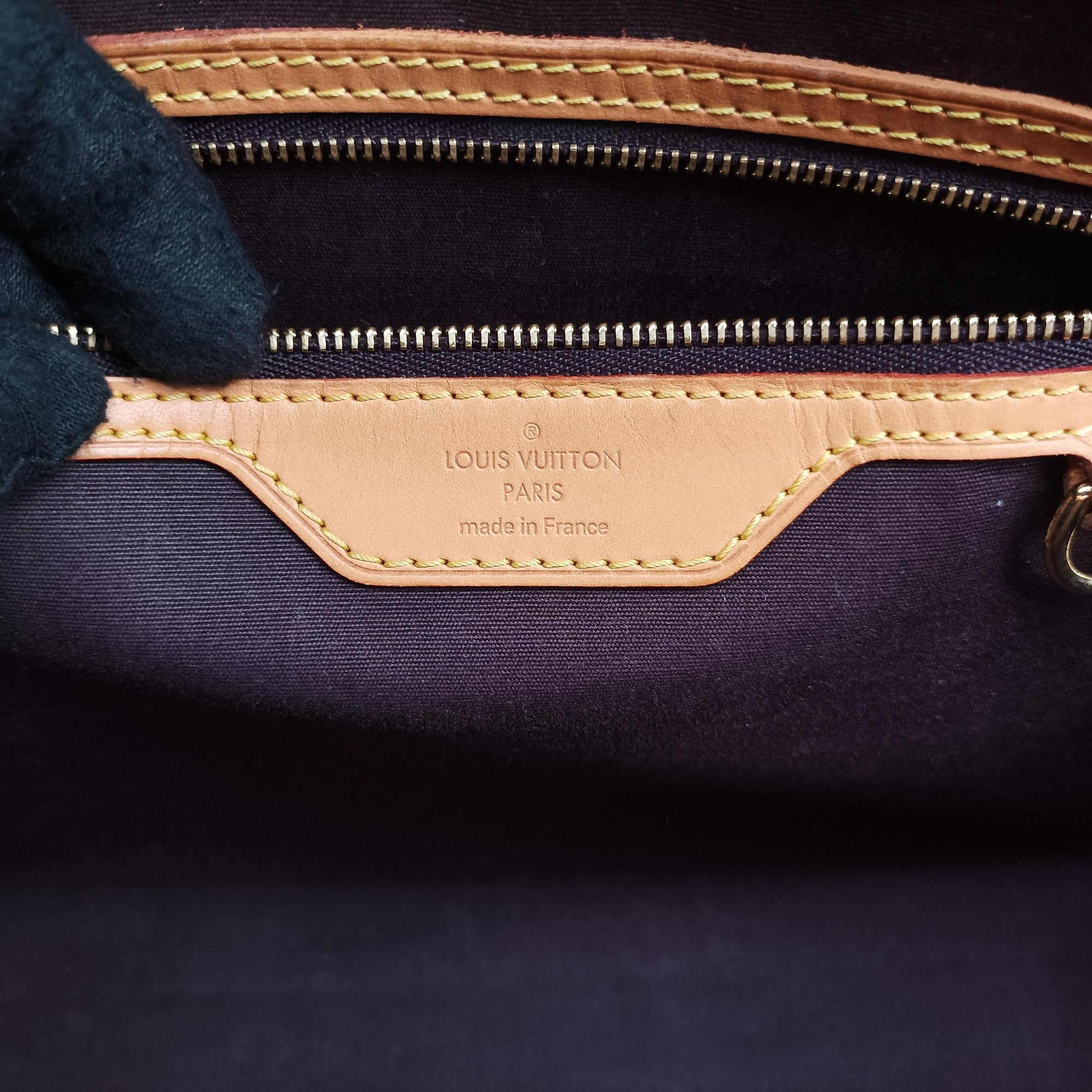 Secondhand Louis Vuitton Brea MM AMARANTE Vernis M91619 shoulderbag | stylenewstar