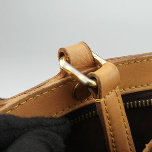 Secondhand Louis Vuitton Brea MM AMARANTE Vernis M91619 shoulderbag | stylenewstar