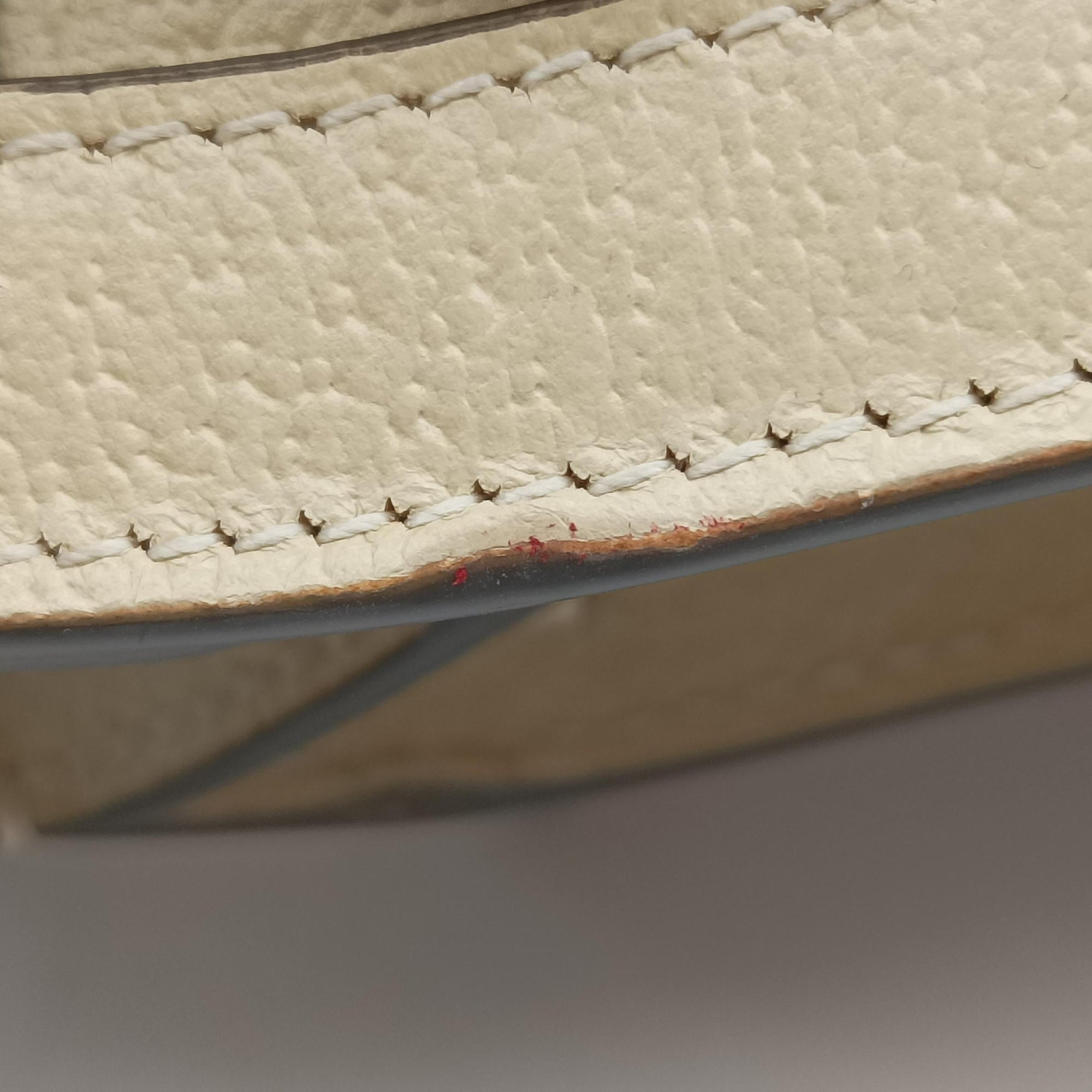 Pre-owned Gucci Diana Bamboo White Leather 739079 shoulderbag | stylenewstar